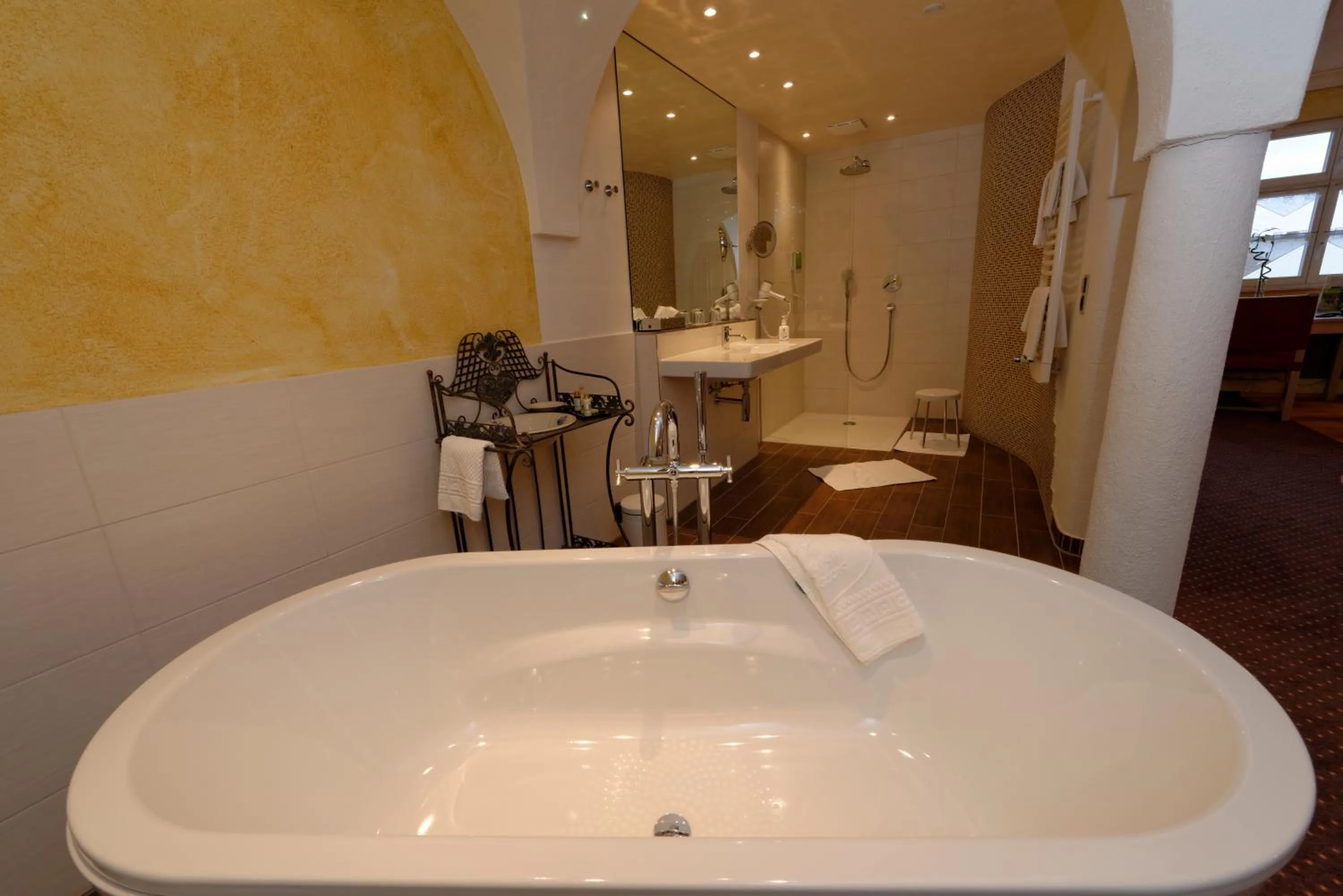 Bathroom in Hotel & Brauereigasthof Drei Kronen