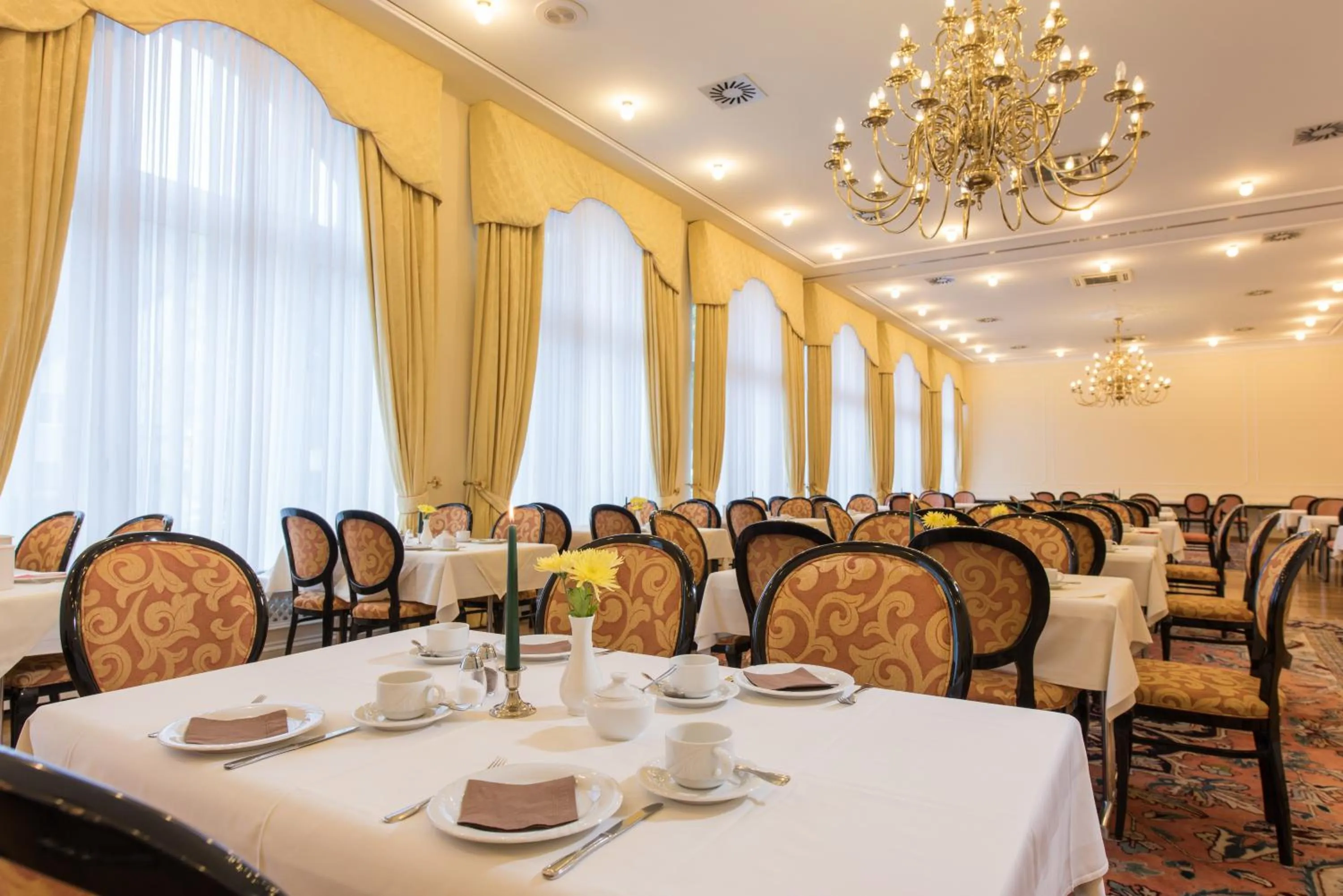 Dining area in Hotel Kaiserhof Eisenach
