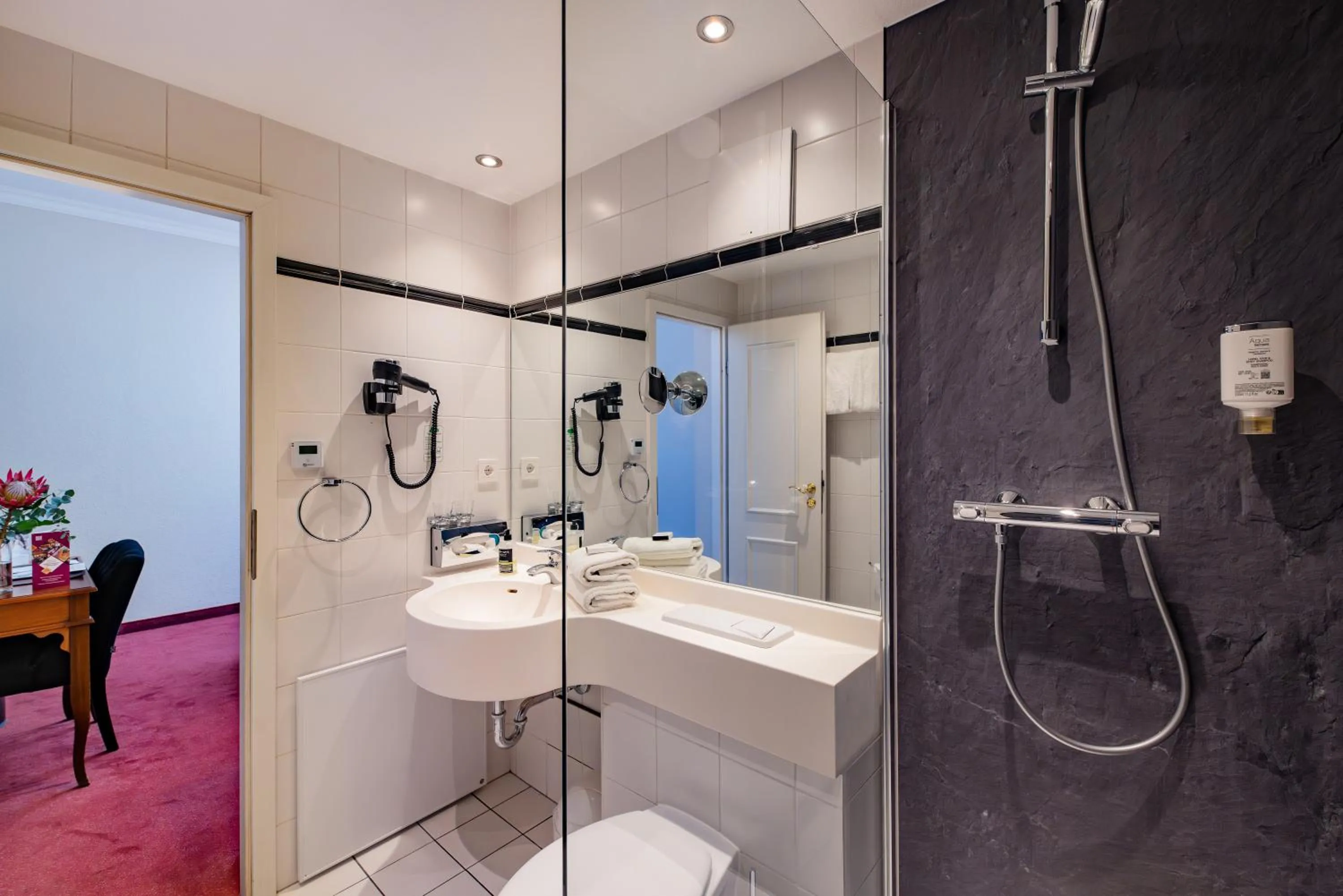 Bathroom in Hotel Kaiserhof Eisenach