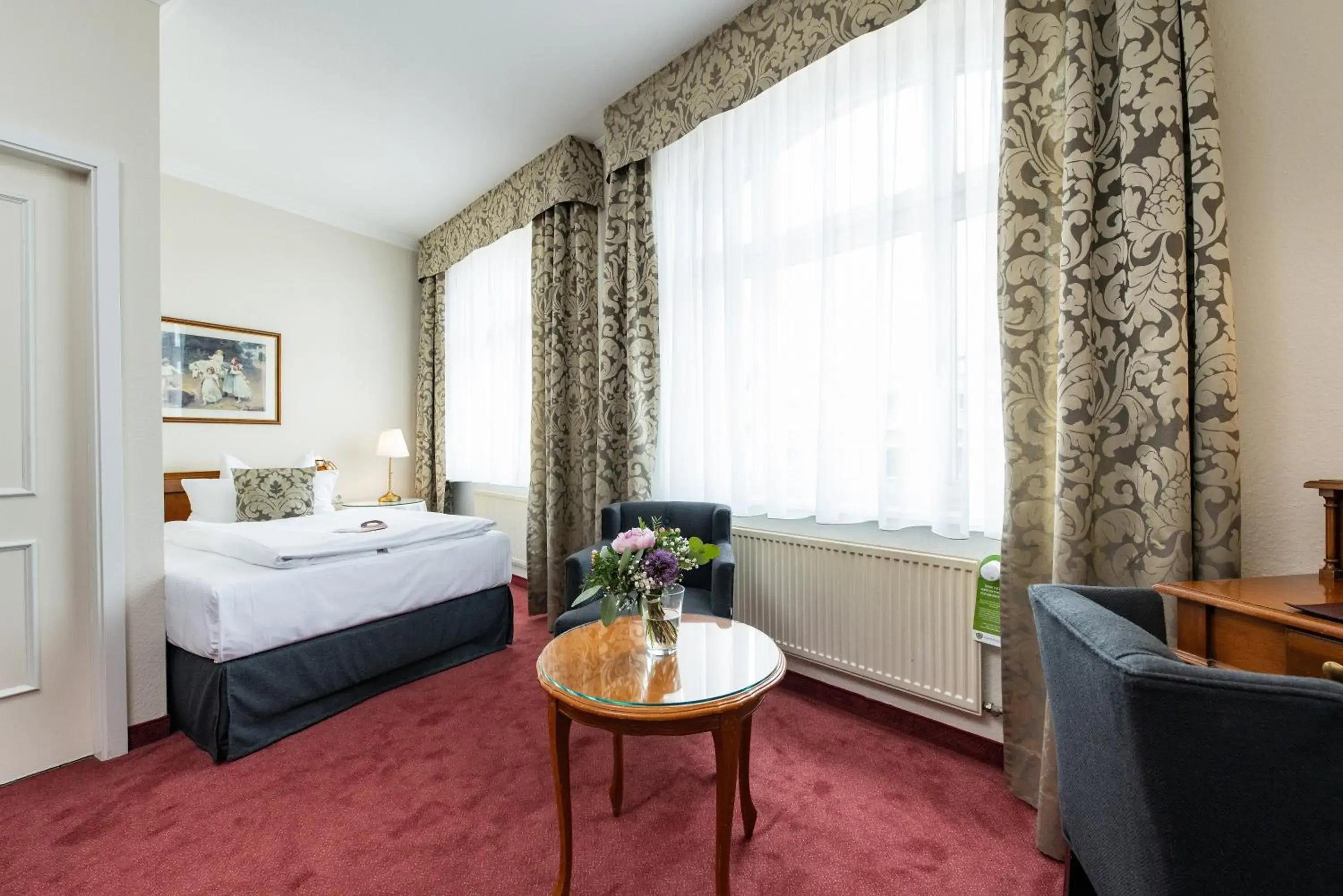 Comfort Single Room in Hotel Kaiserhof Eisenach Comfort Single Room in Hotel Kaiserhof Eisenach