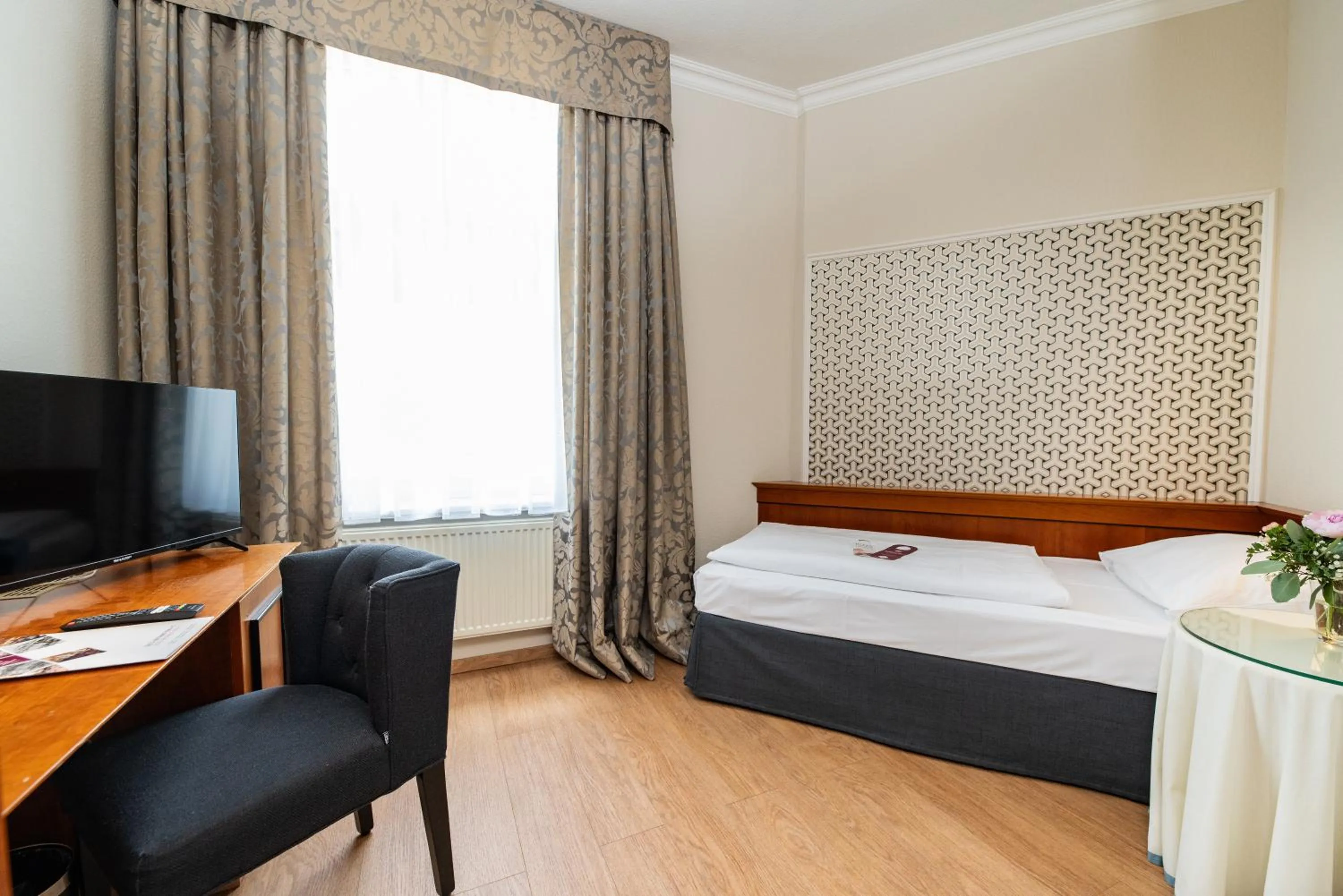 Bed in Hotel Kaiserhof Eisenach