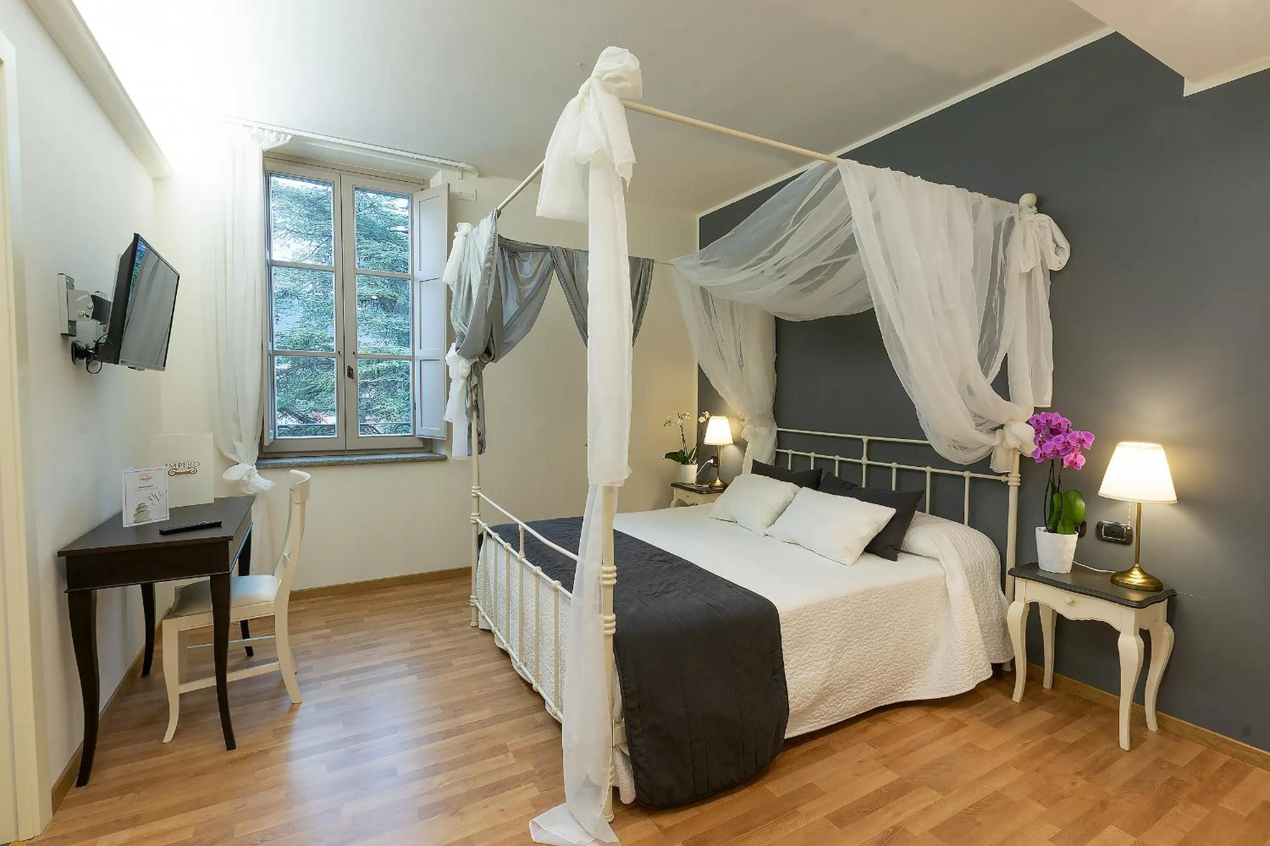 Bed in Grand Hotel Impero - Wellness & Exclusive SPA