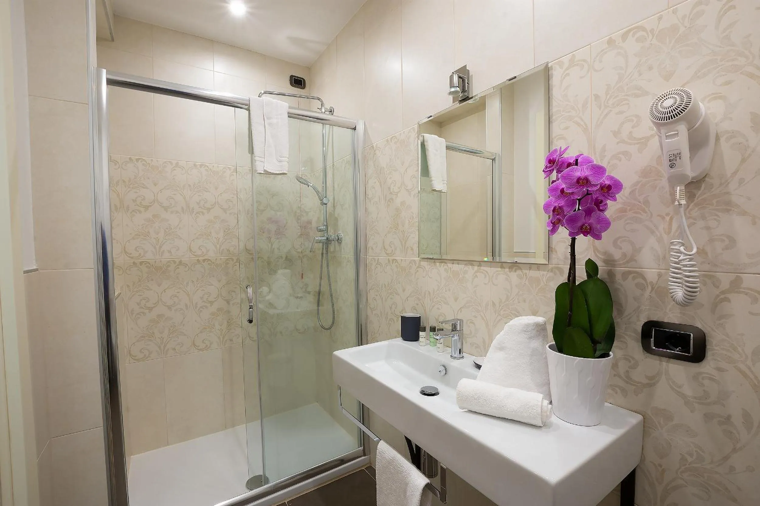 Shower in Grand Hotel Impero - Wellness & Exclusive SPA