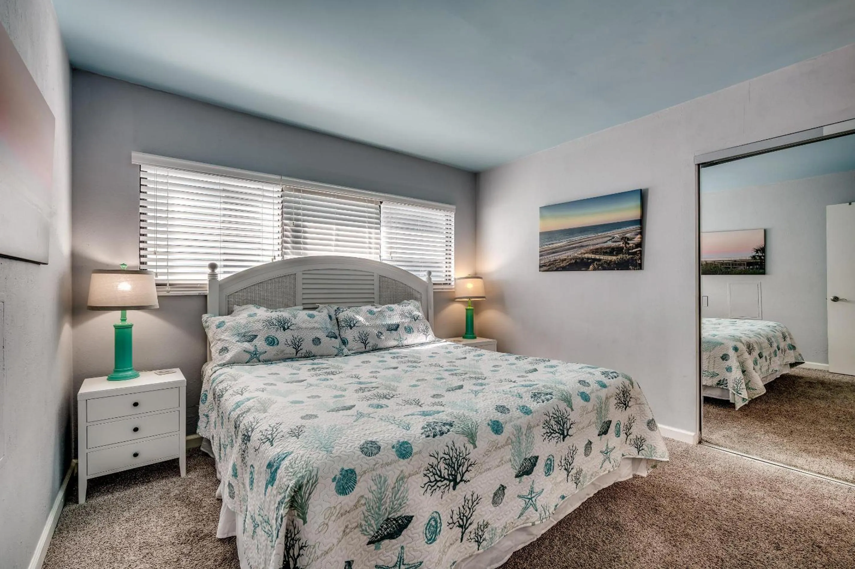 Bed in Carolina Dunes - 506