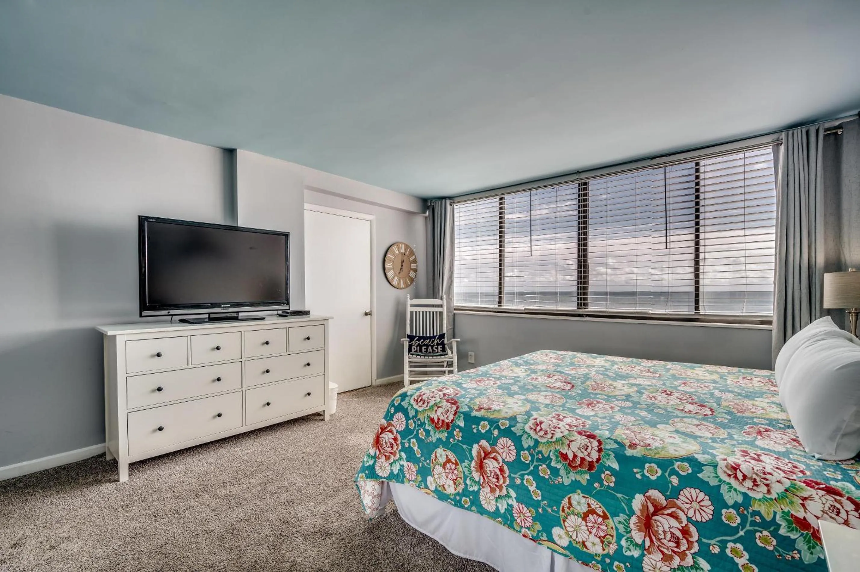 Bed in Carolina Dunes - 506