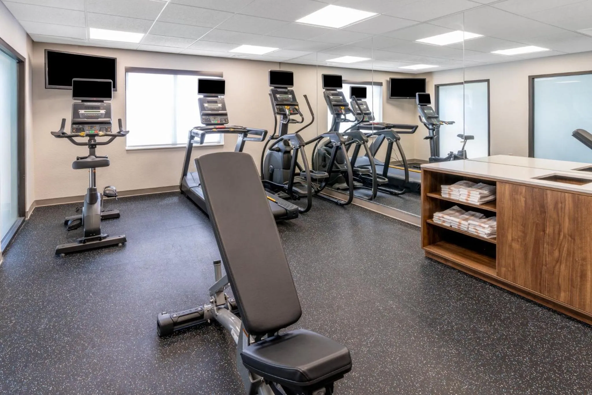 Fitness centre/facilities in Holiday Inn Express - Colorado Springs - First & Main by IHG