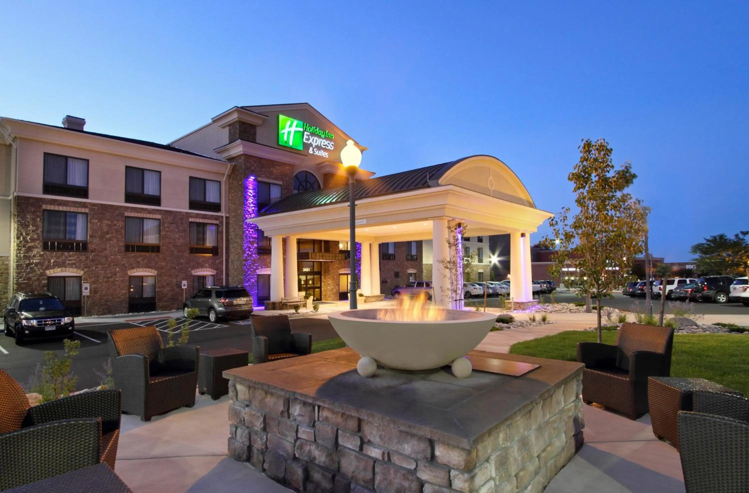 Property building in Holiday Inn Express - Colorado Springs - First & Main by IHG