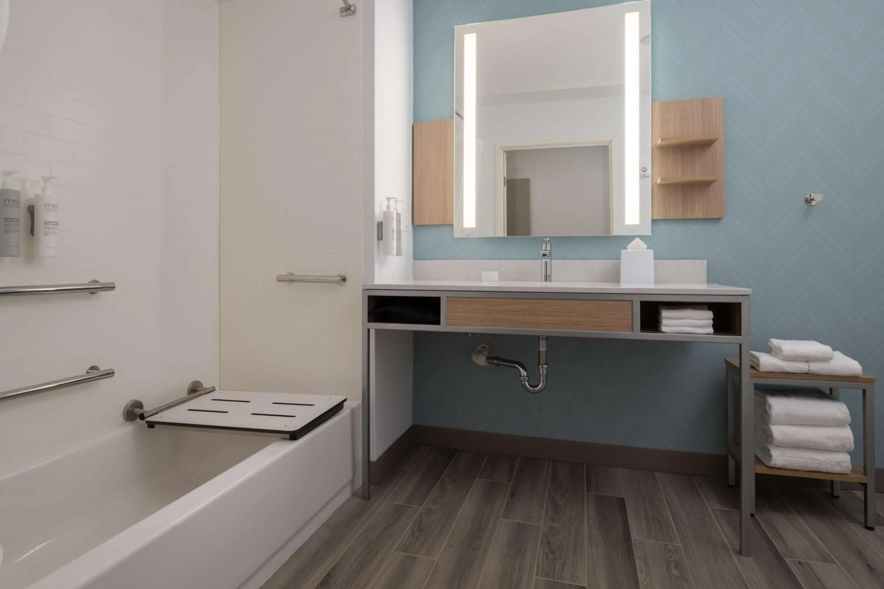 Bathroom in Hilton Garden Inn Tacoma Downtown