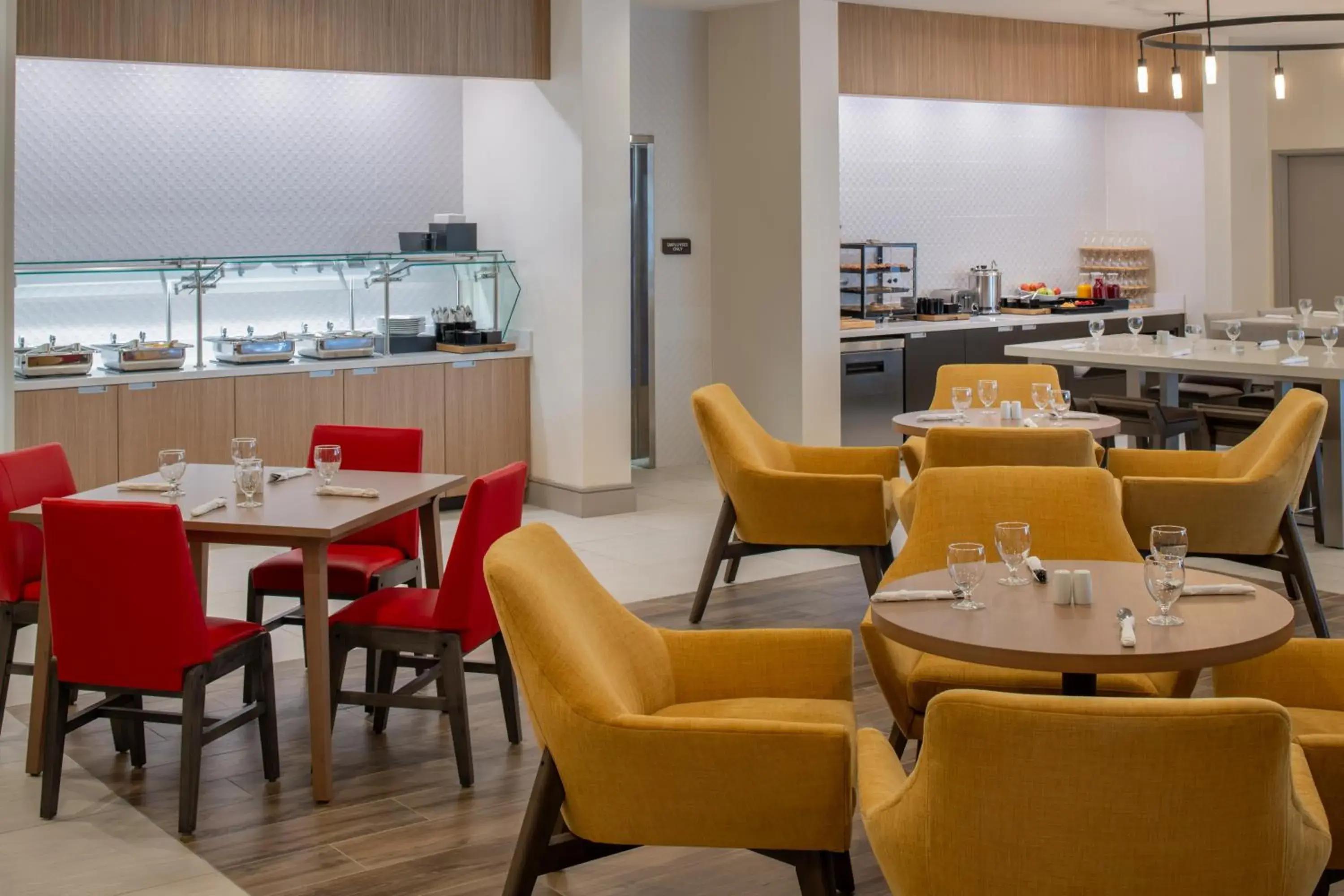 Restaurant/places to eat in Hilton Garden Inn Tacoma Downtown Restaurant/places to eat in Hilton Garden Inn Tacoma Downtown