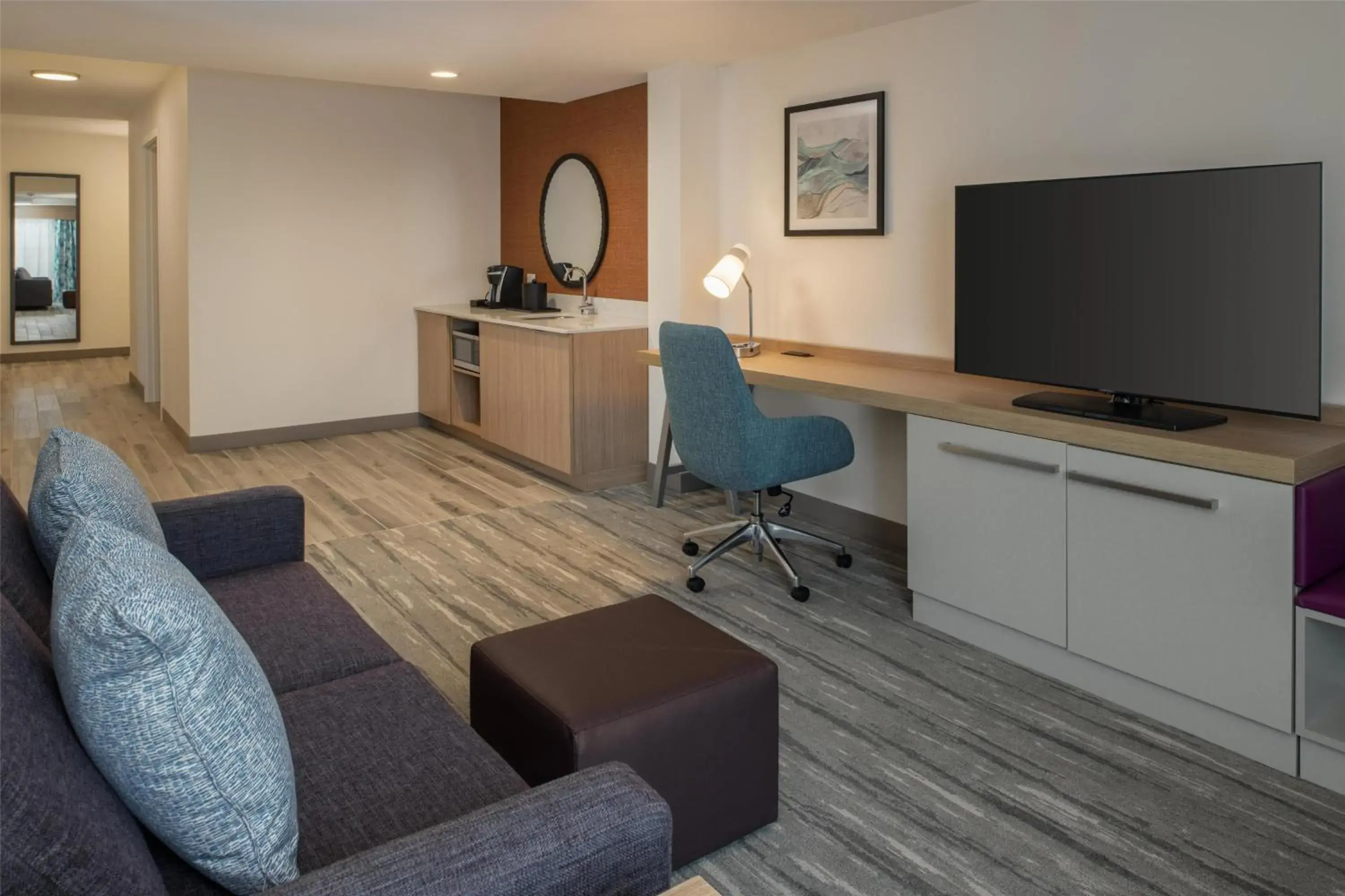 Two-Bedroom Suite with Two King Beds in Hilton Garden Inn Tacoma Downtown Two-Bedroom Suite with Two King Beds in Hilton Garden Inn Tacoma Downtown