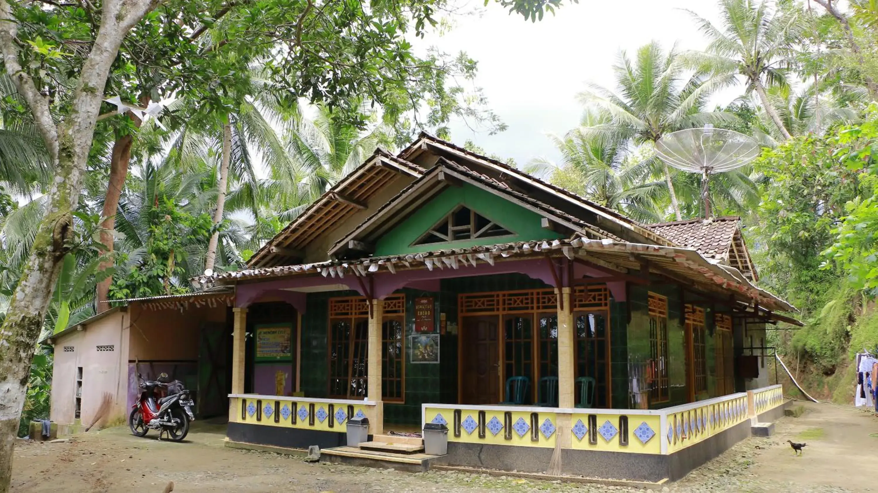 Homestay ENDRO Homestay ENDRO