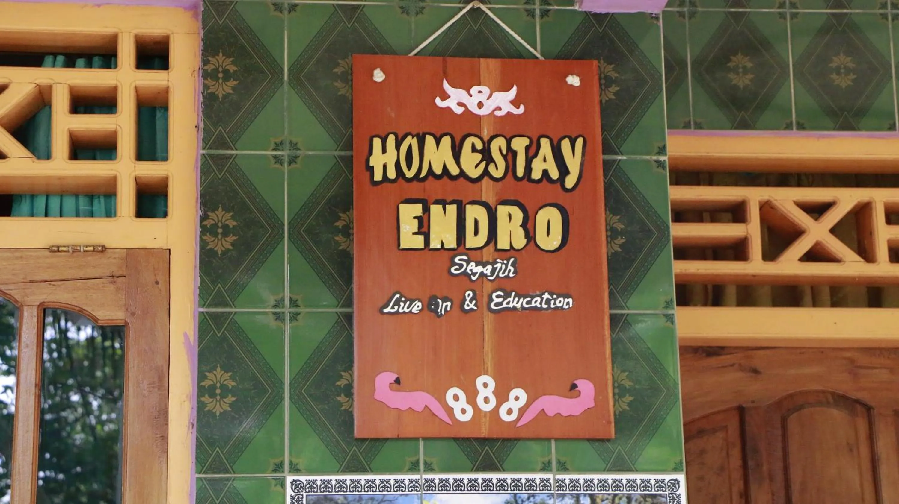 Property logo or sign in Homestay ENDRO