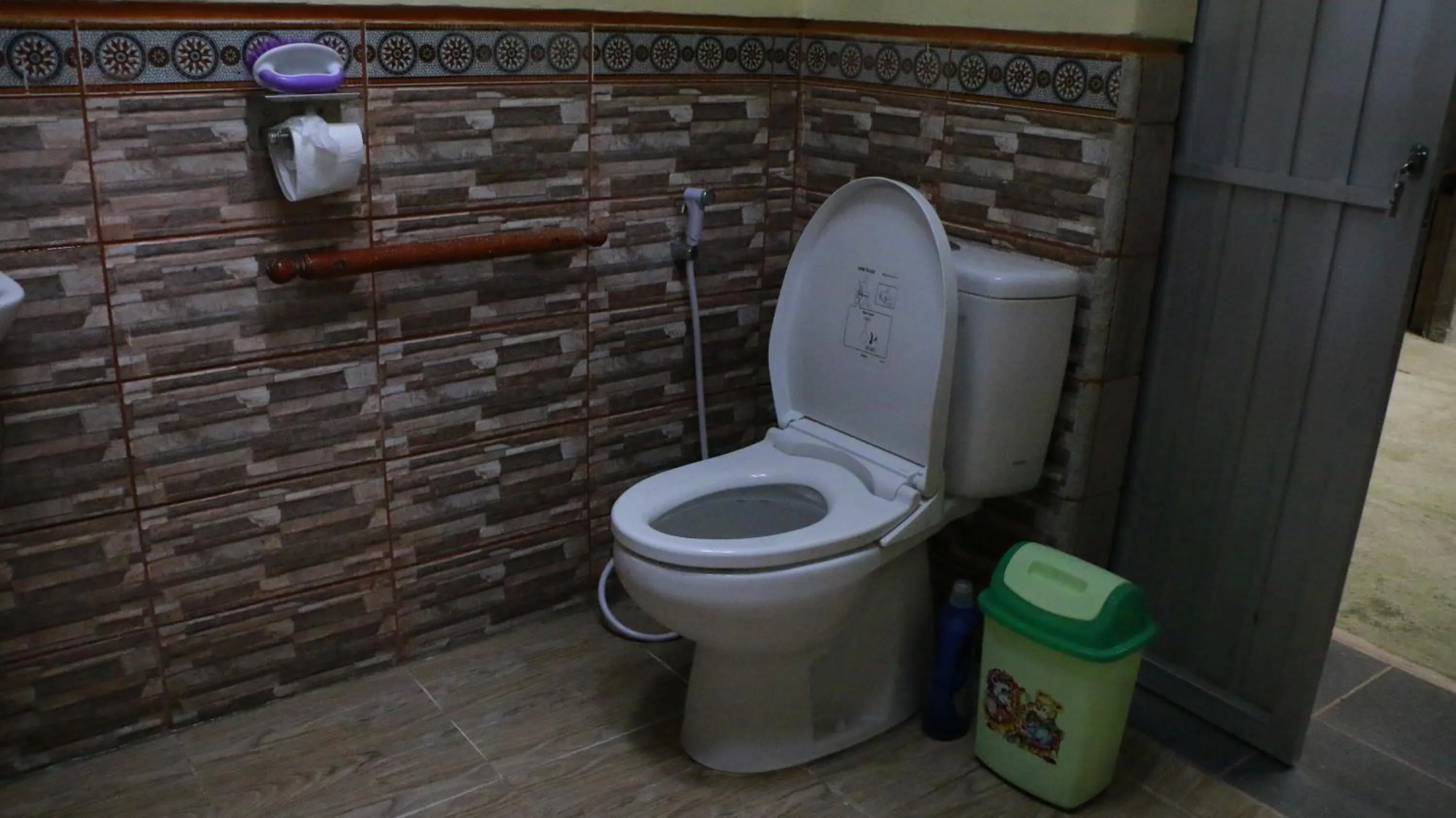 Bathroom in Homestay ENDRO