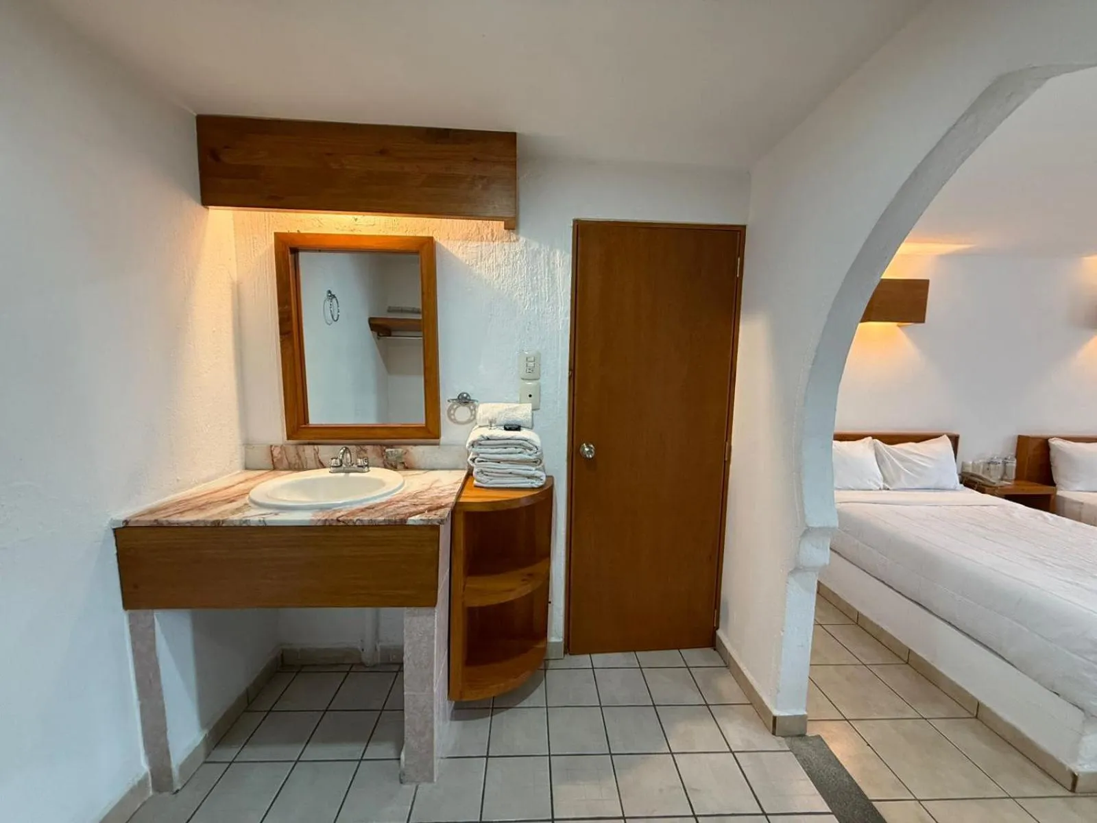 Bathroom, Bed in Aldea del Bazar