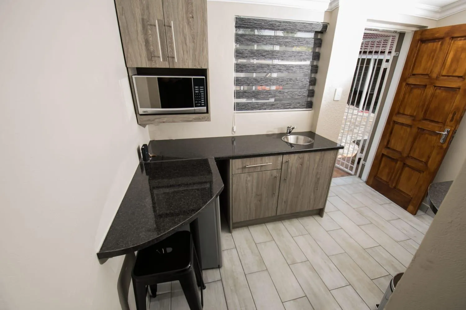 Kitchen or kitchenette in Up21 Guest House