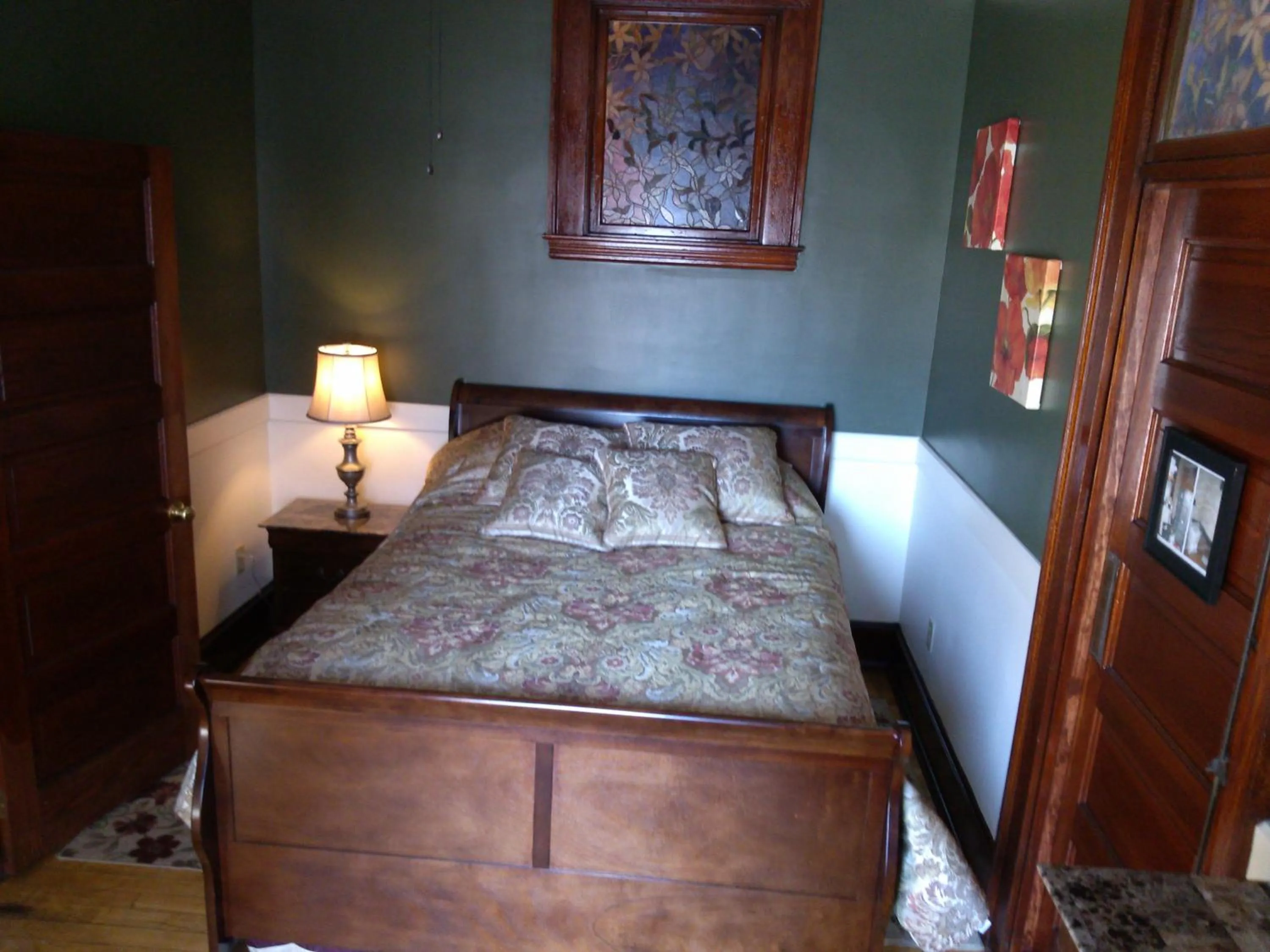 Bed in Firehouse Inn