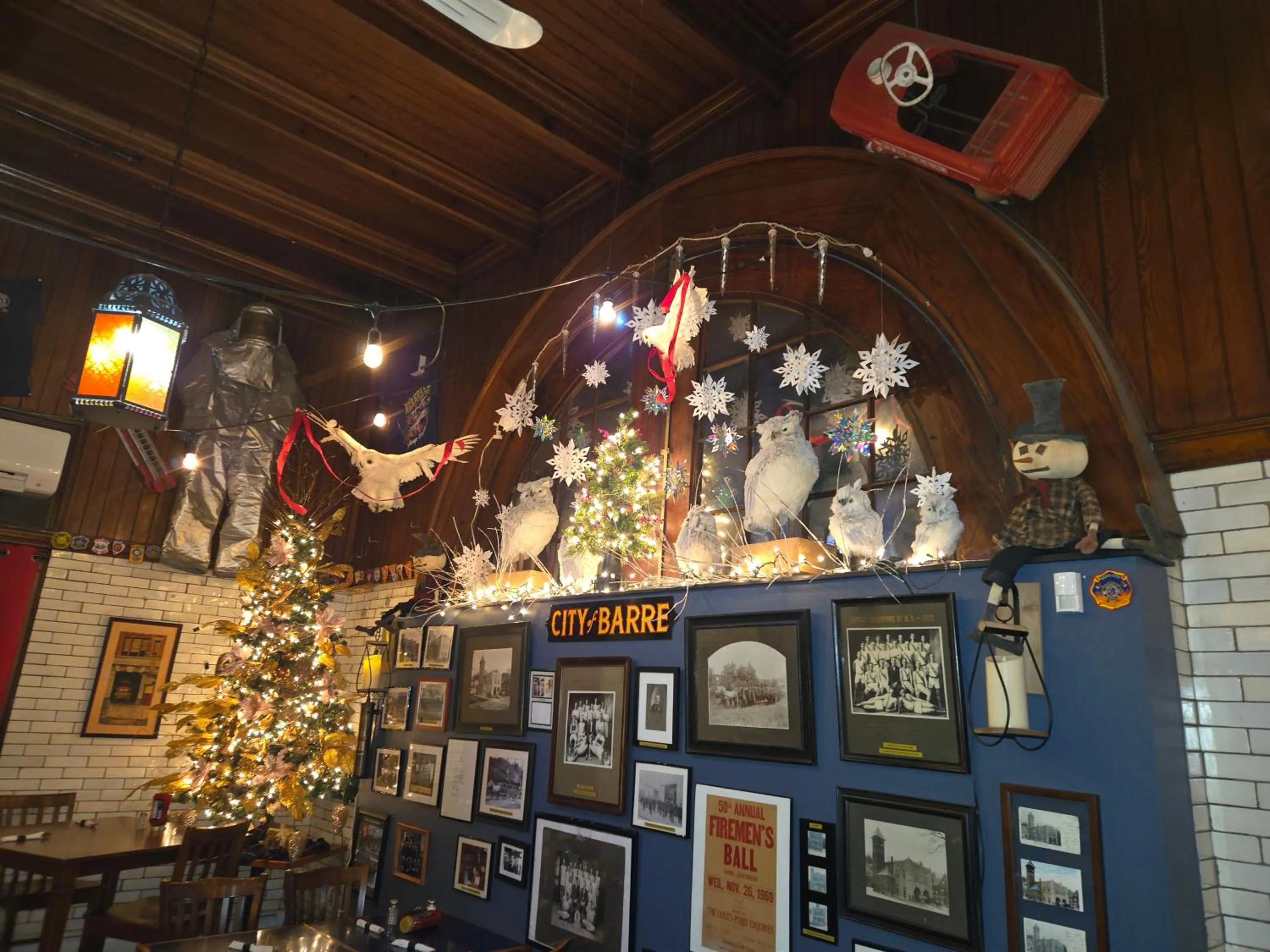 Restaurant/places to eat in Firehouse Inn