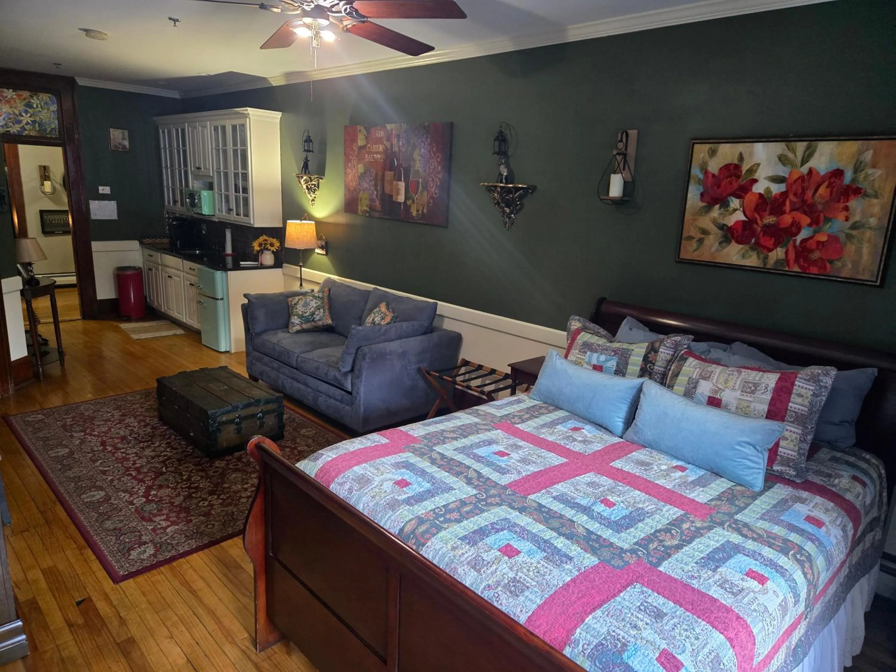 Bed in Firehouse Inn