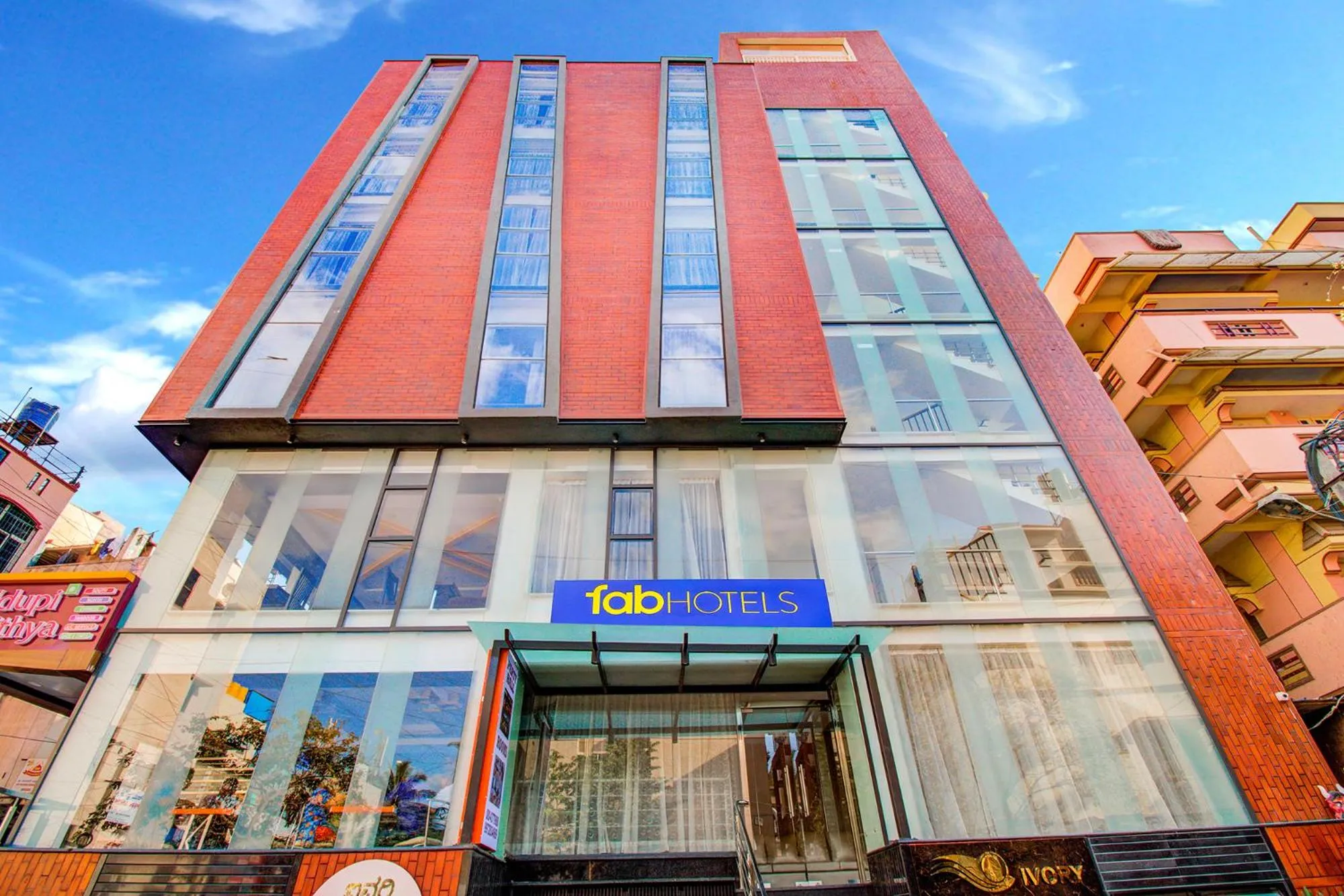 FabHotel The Royal Suites - Nr Gopalan innovation mall