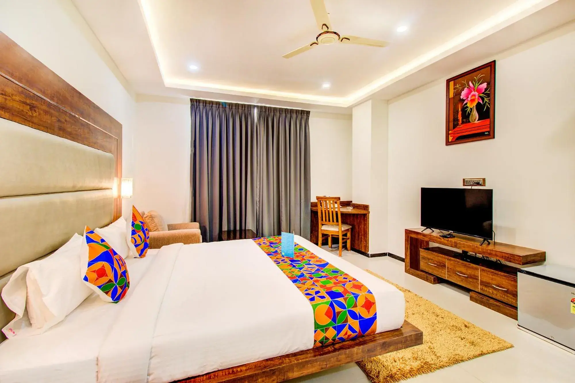 Bed in FabHotel The Royal Suites - Nr Gopalan innovation mall Bed in FabHotel The Royal Suites - Nr Gopalan innovation mall