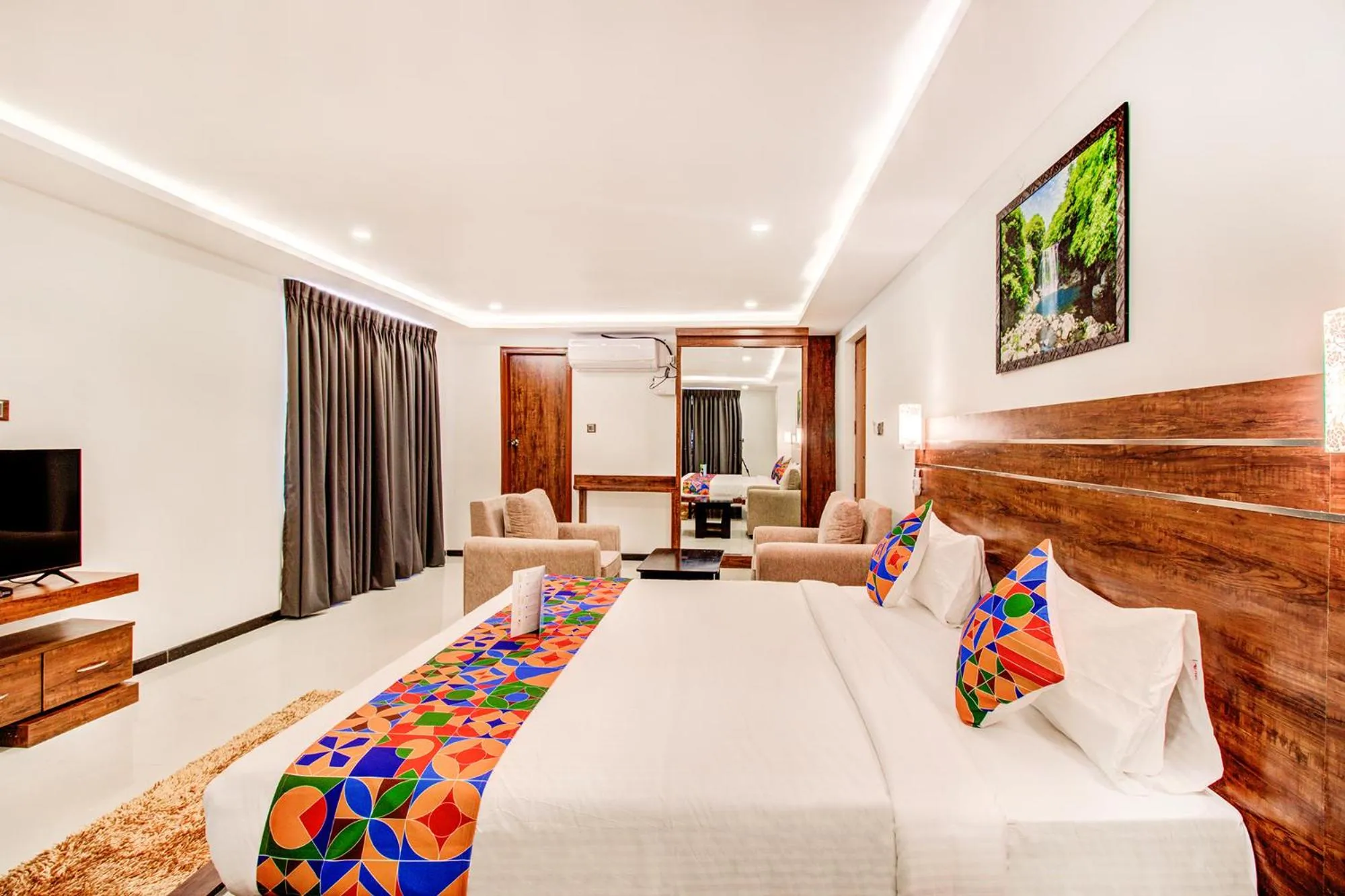 Bedroom, Bed in FabHotel The Royal Suites - Nr Gopalan innovation mall