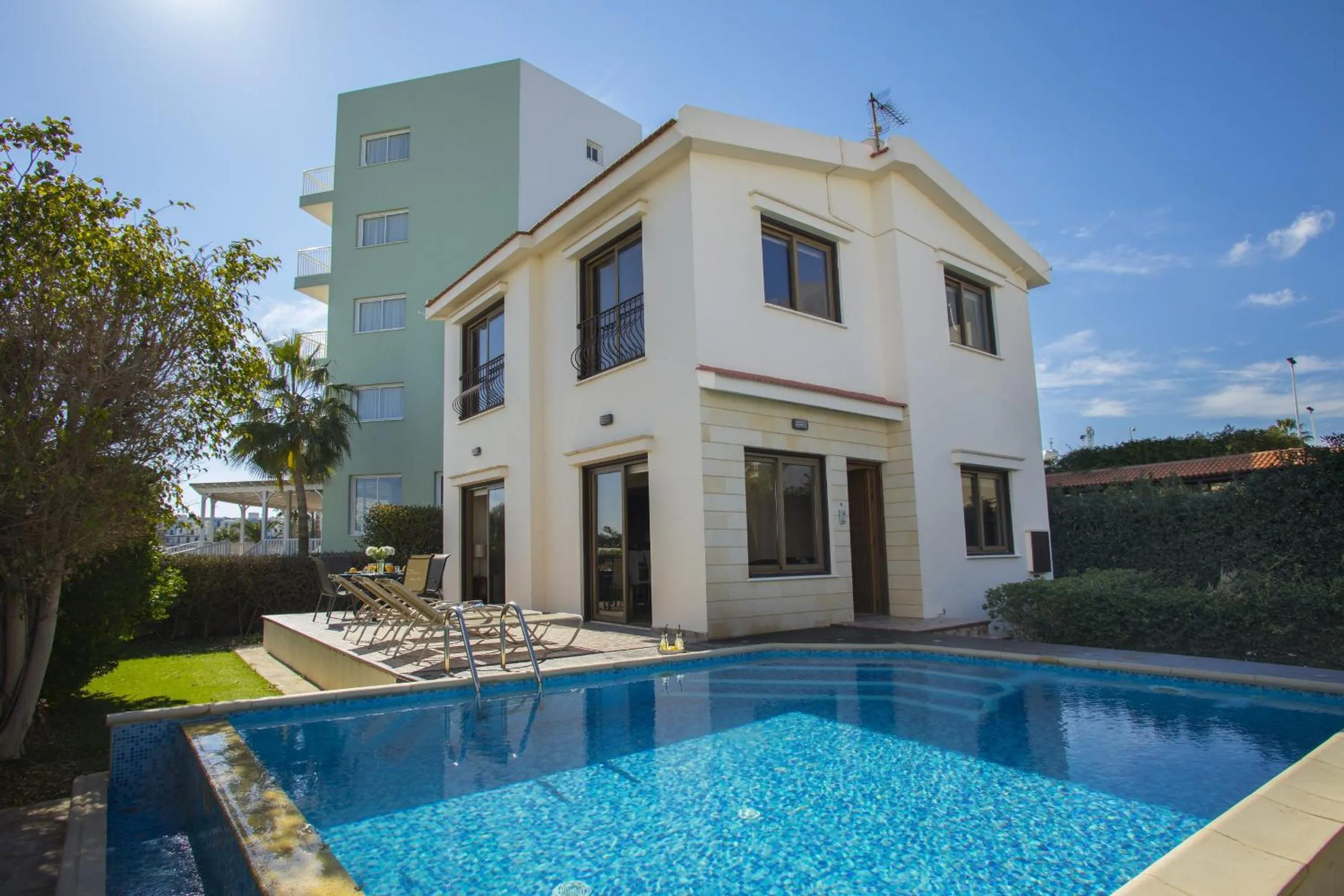 Swimming pool in Protaras Fig Tree Bay Villa Buena