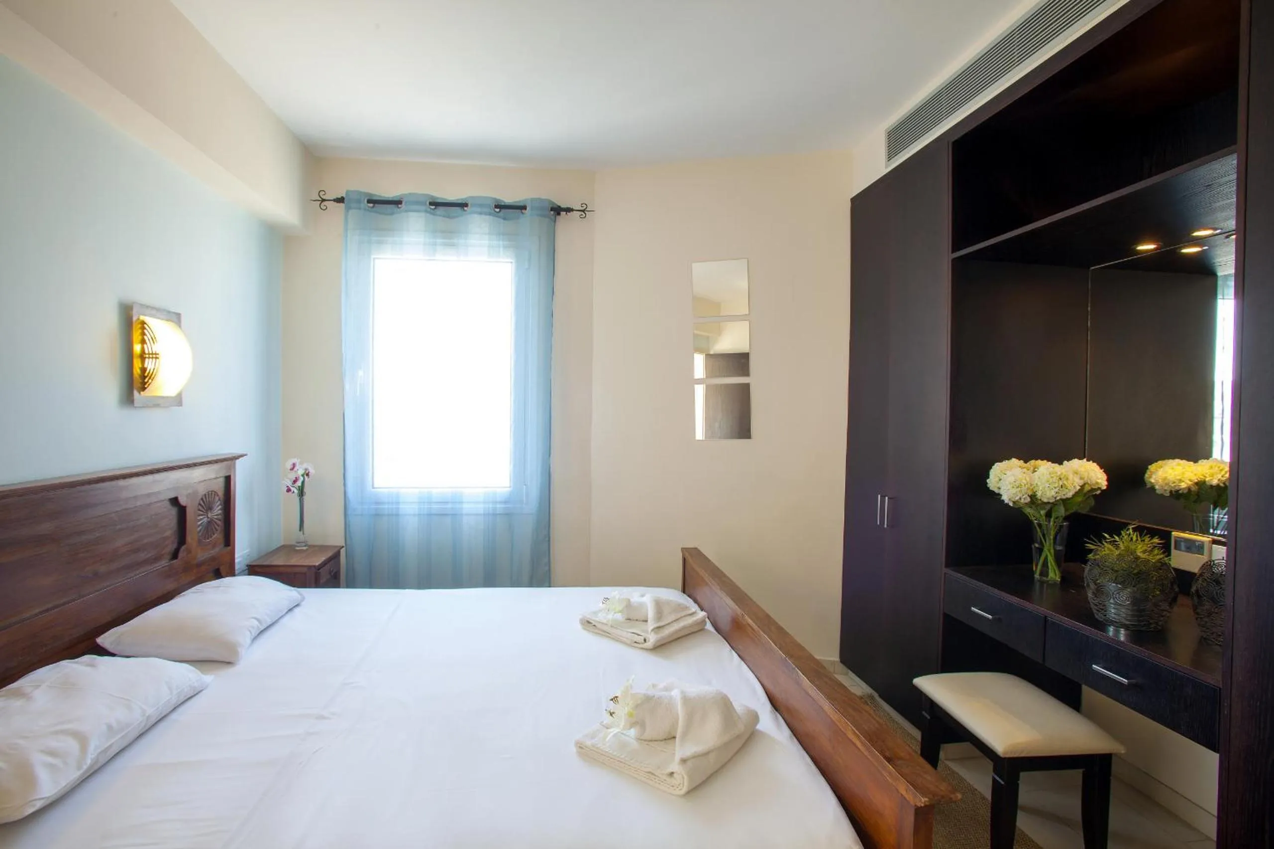 Bedroom, Bed in Protaras Seafront Villa Infinte Aretousa