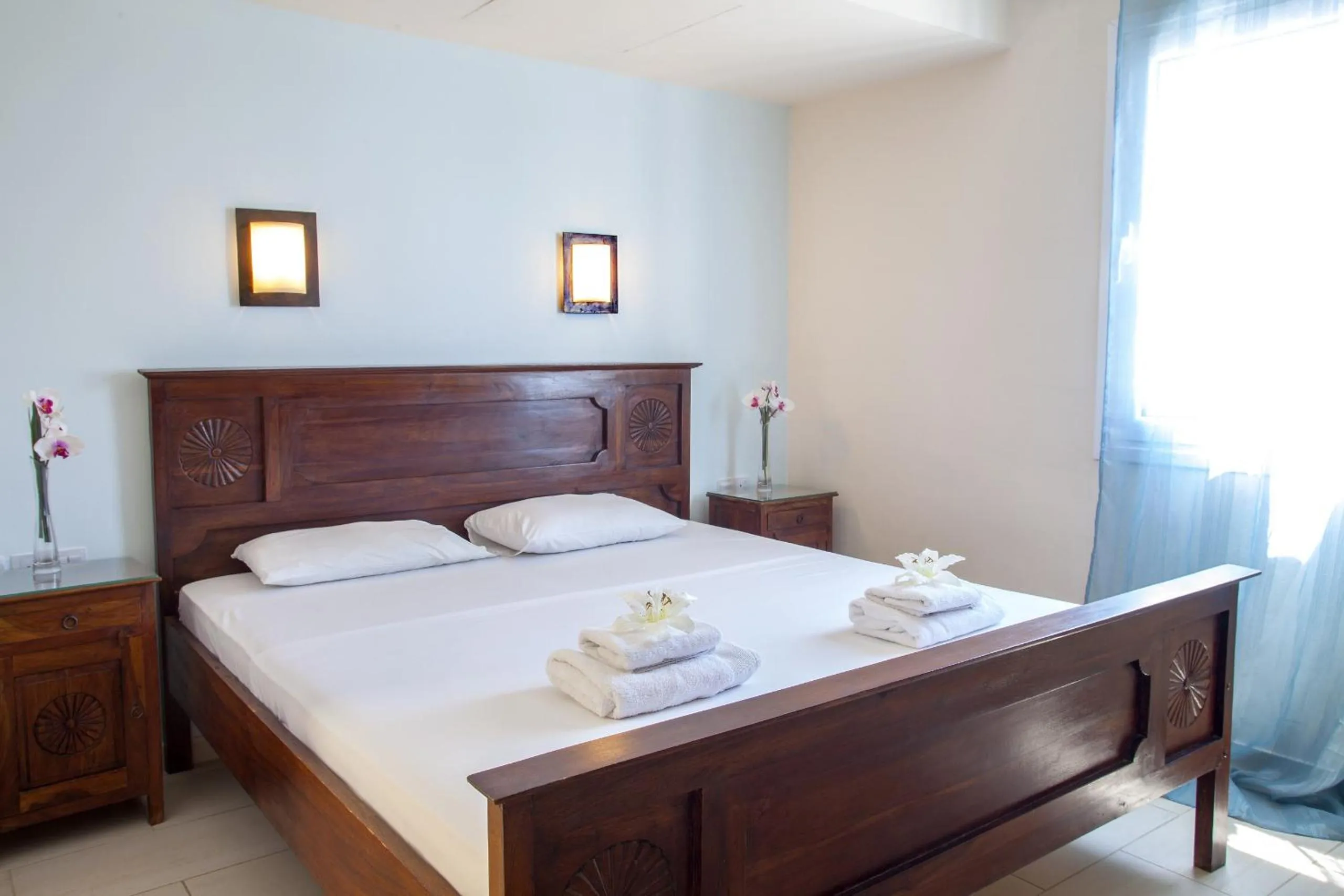 Bedroom, Bed in Protaras Seafront Villa Infinte Aretousa