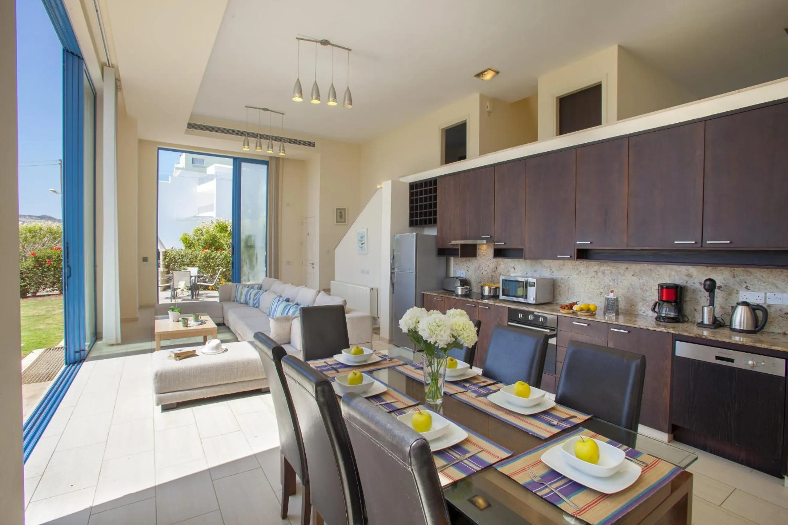 Kitchen or kitchenette in Protaras Seafront Villa Infinte Aretousa