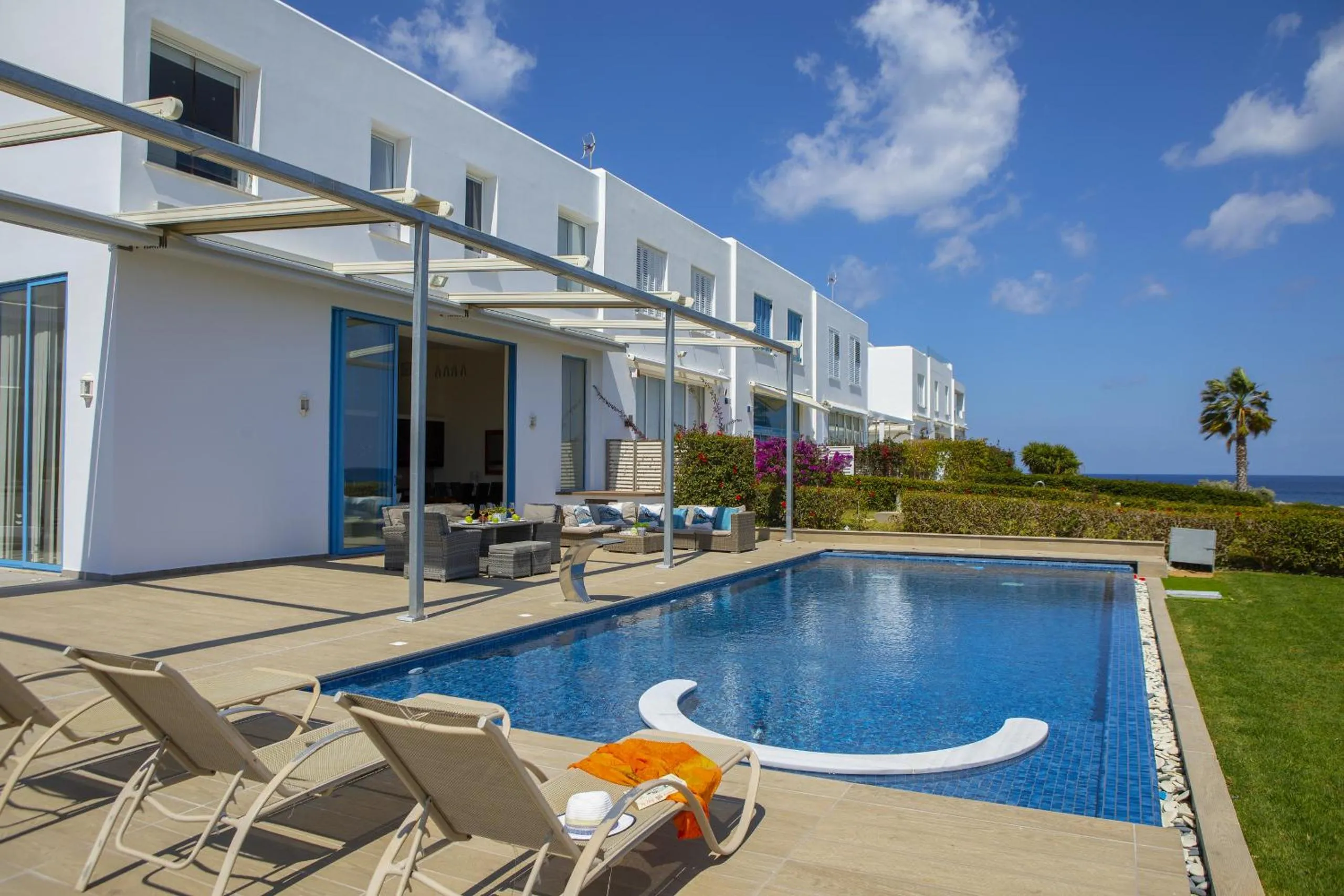 Swimming pool in Protaras Seafront Villa Infinte Aretousa
