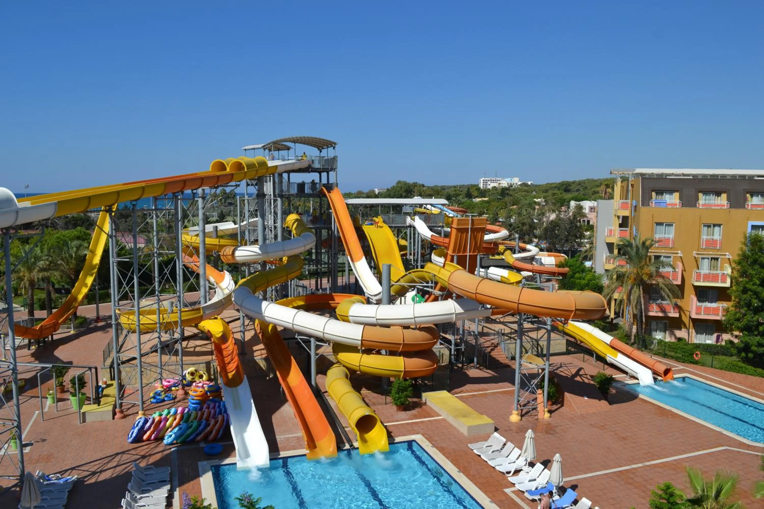 Property building in AQI Pegasos World