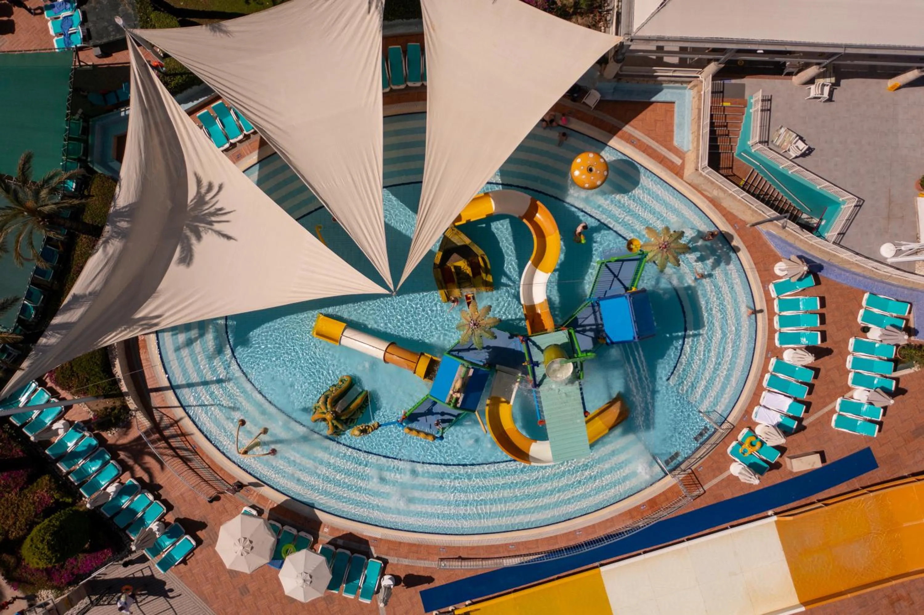 Aqua park in AQI Pegasos World