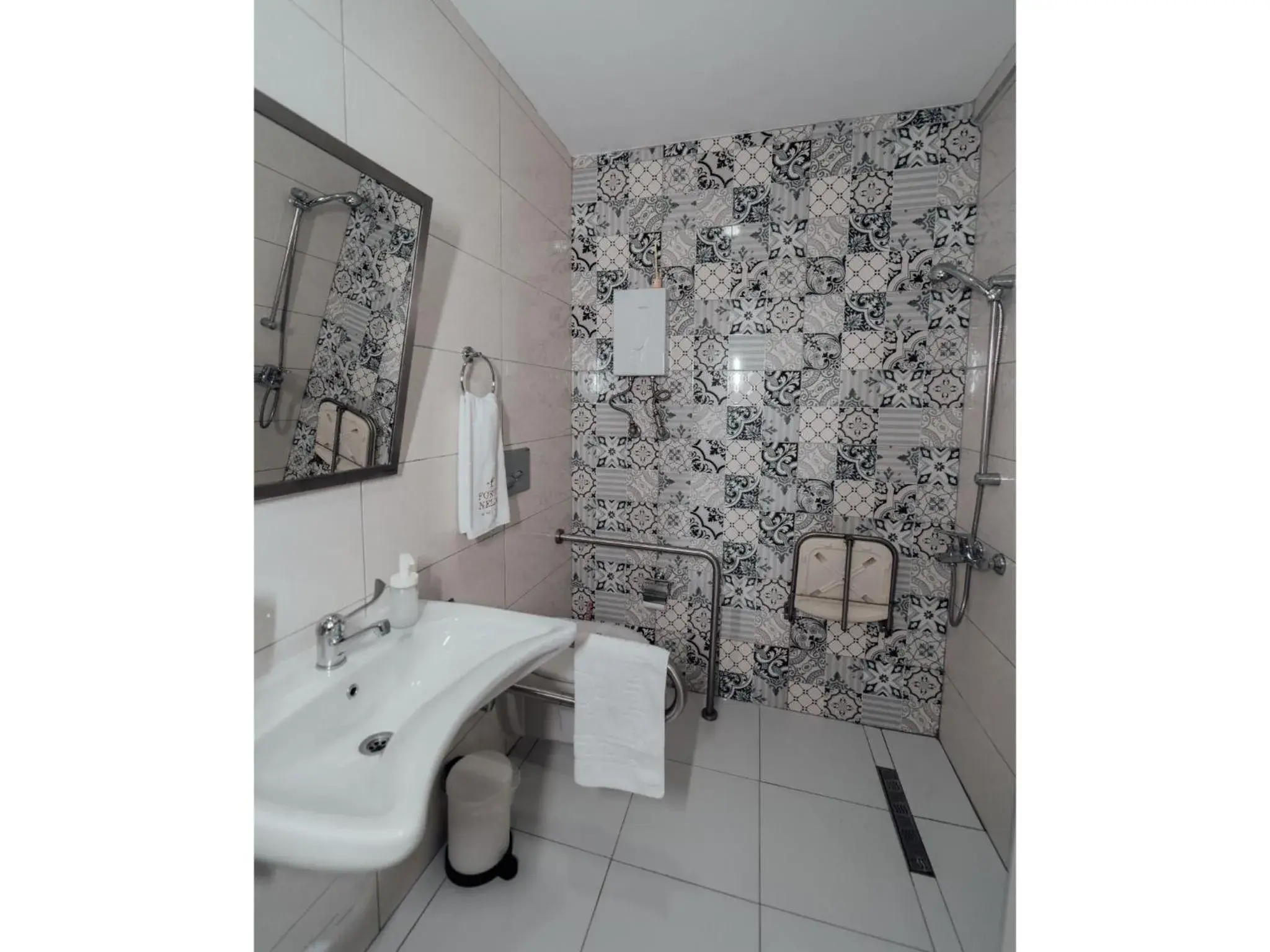 Standard Double or Twin Room in Fortunella Suites Standard Double or Twin Room in Fortunella Suites