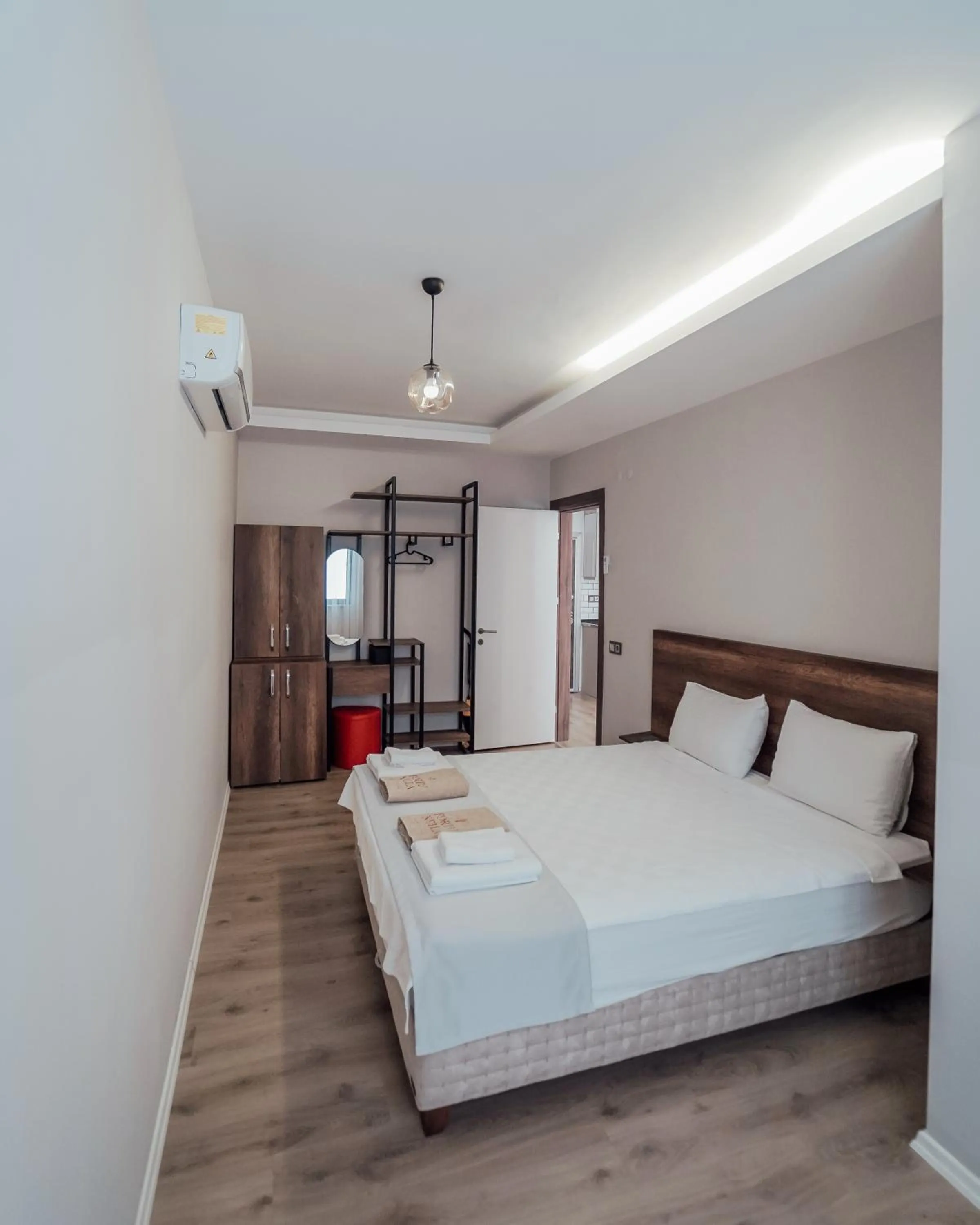 Bedroom, Bed in Fortunella Suites