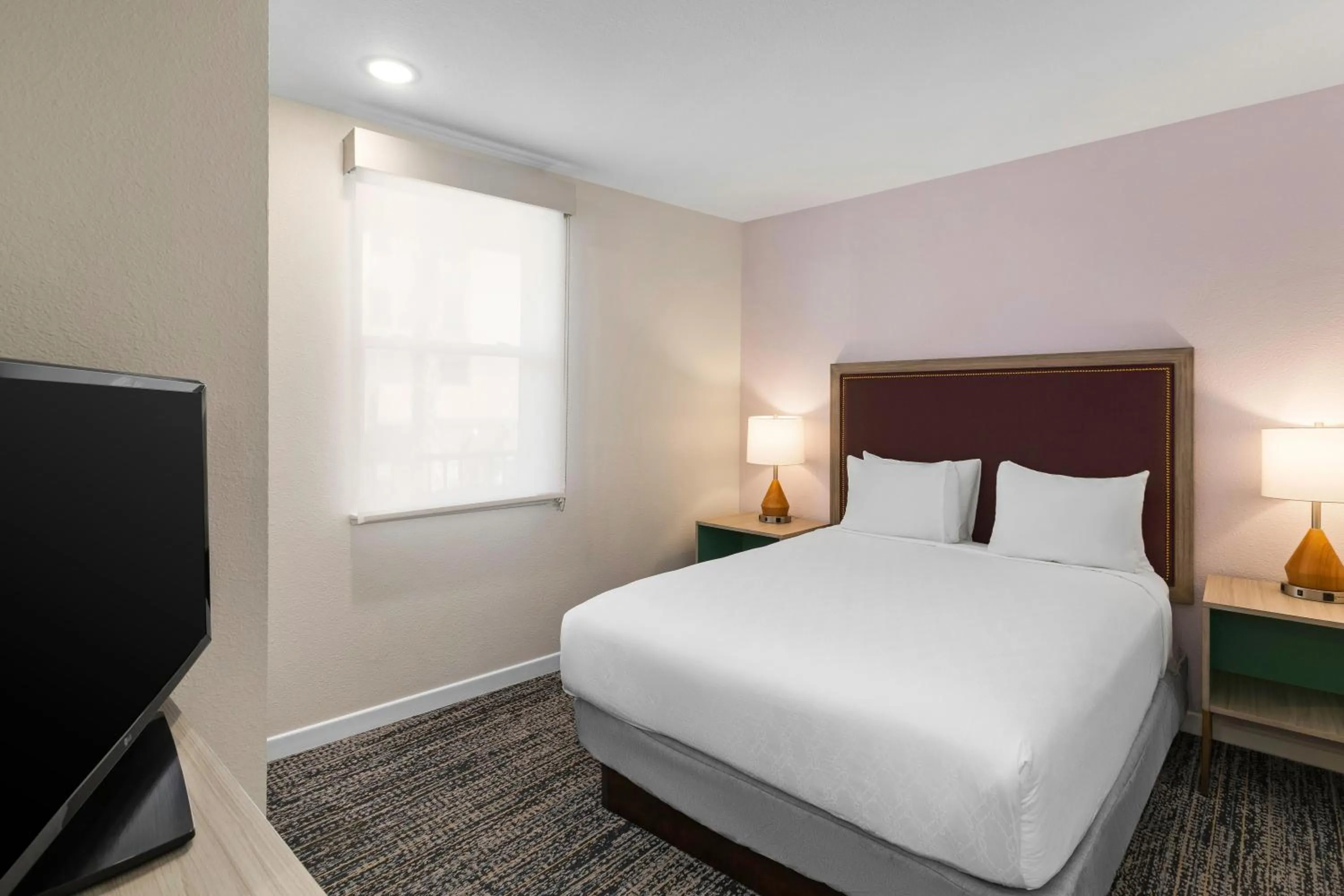 Bedroom, Bed in Worldmark Oceanside Harbor