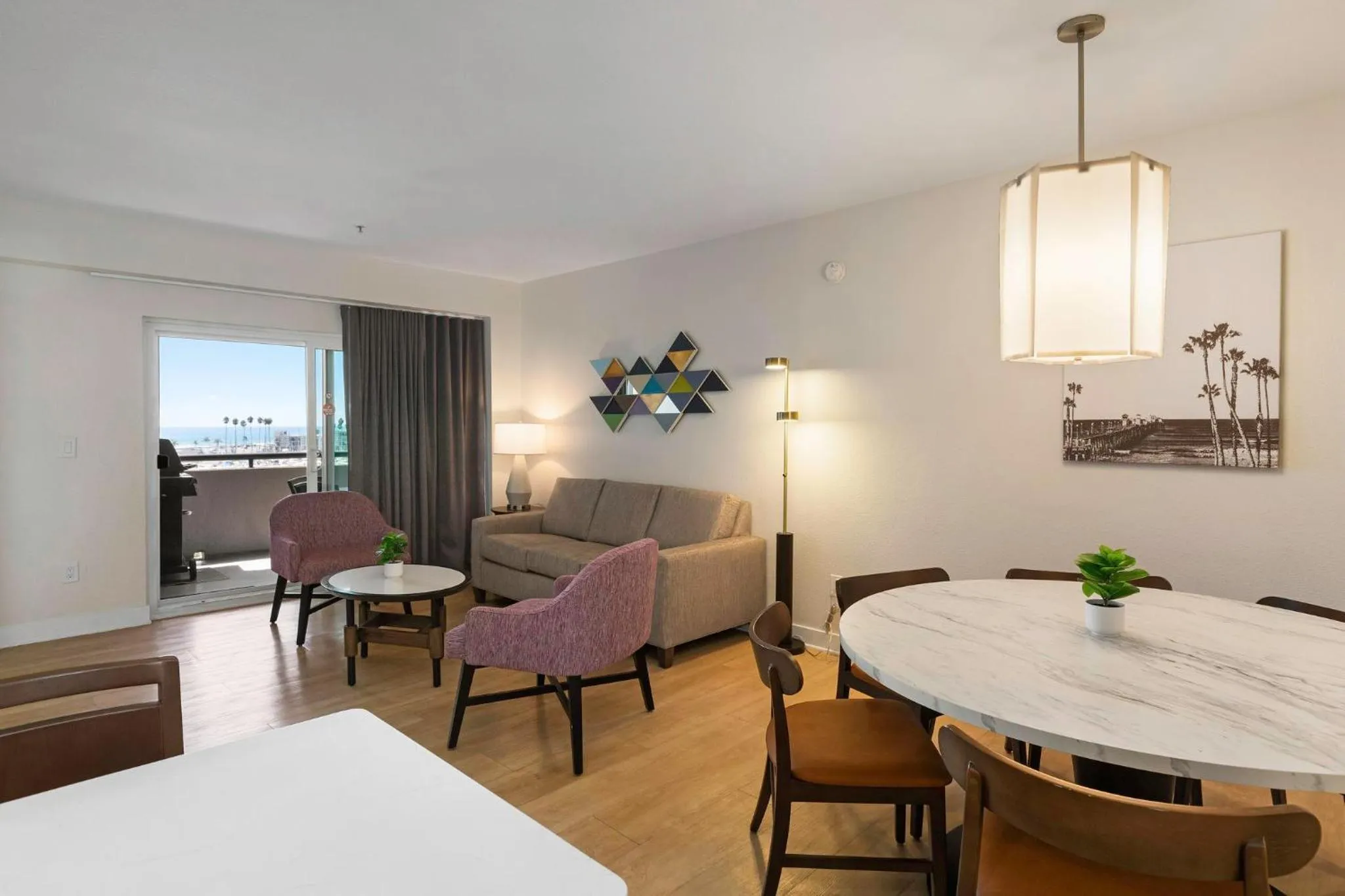 Living room, Bed in Worldmark Oceanside Harbor