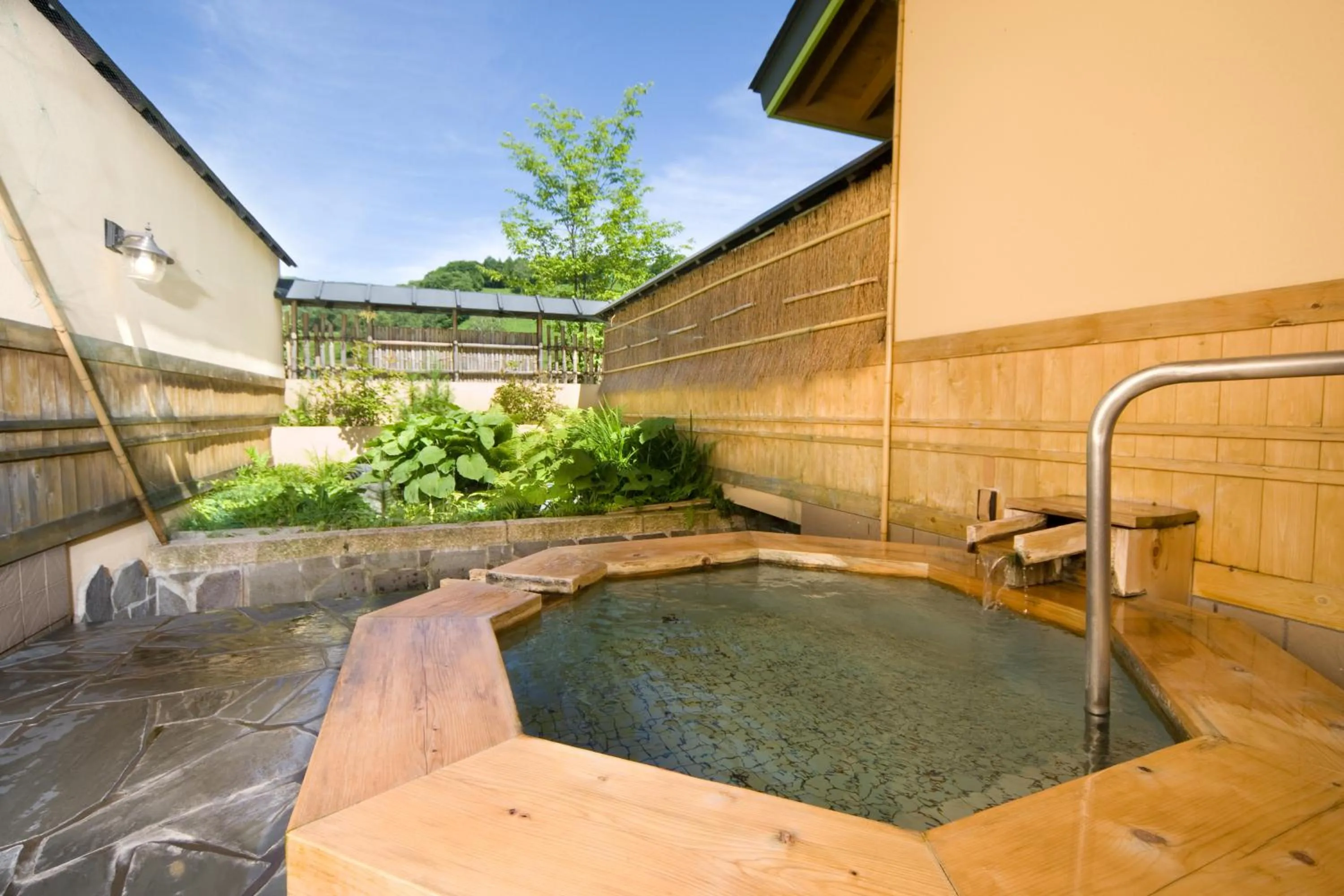 Hot Spring Bath in Hotel Sunbird