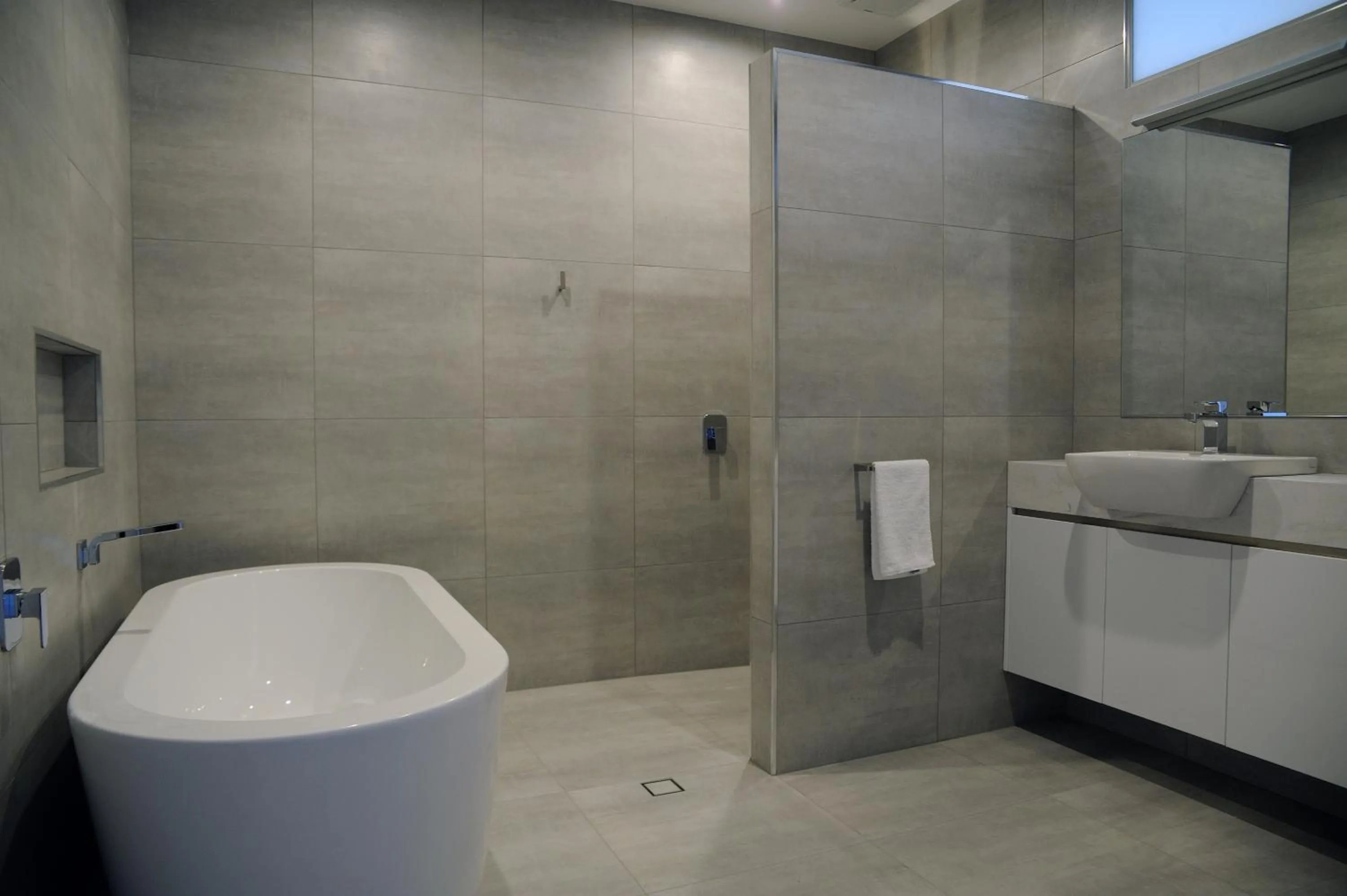 Bathroom in Relbia Lodge