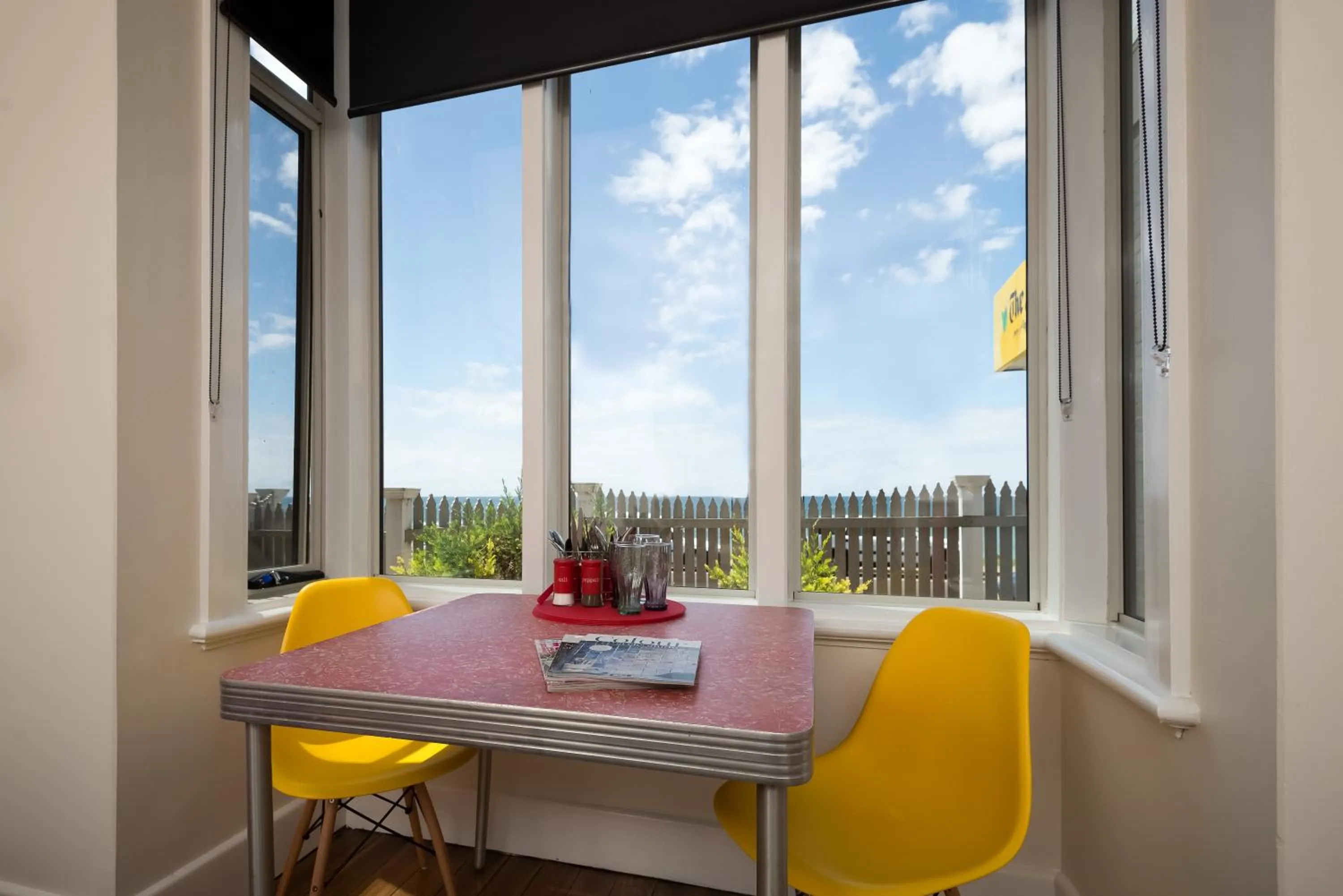 Day in Penguin Waterfront Escape