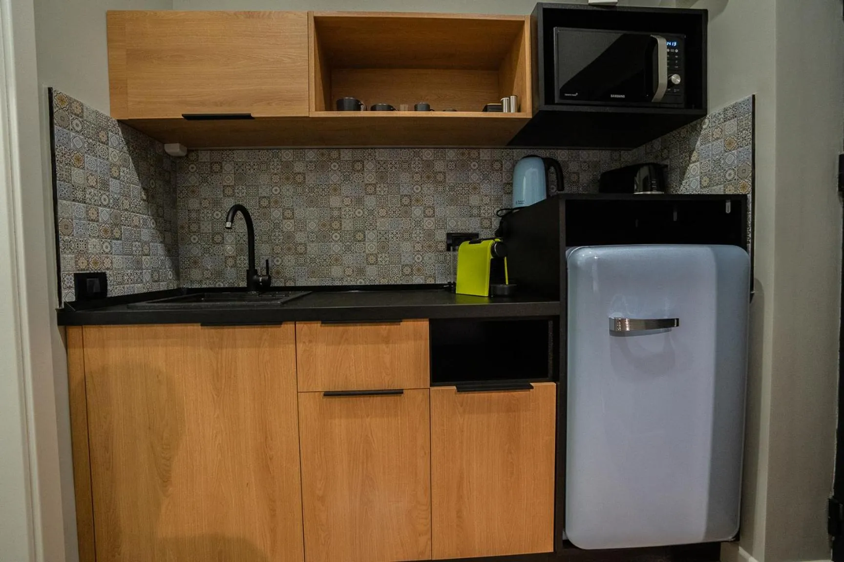 Kitchen or kitchenette in Emil Balaban Luxury Apart-Hotel