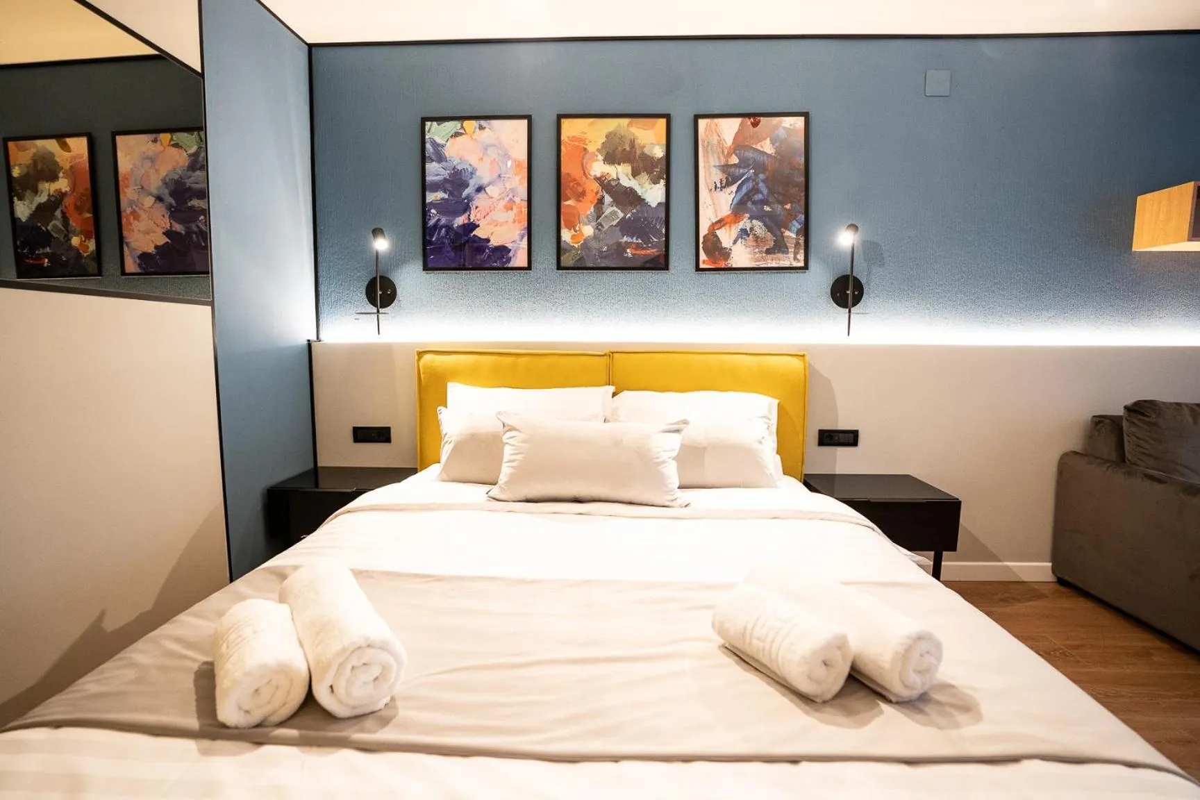 Bedroom, Bed in Emil Balaban Luxury Apart-Hotel