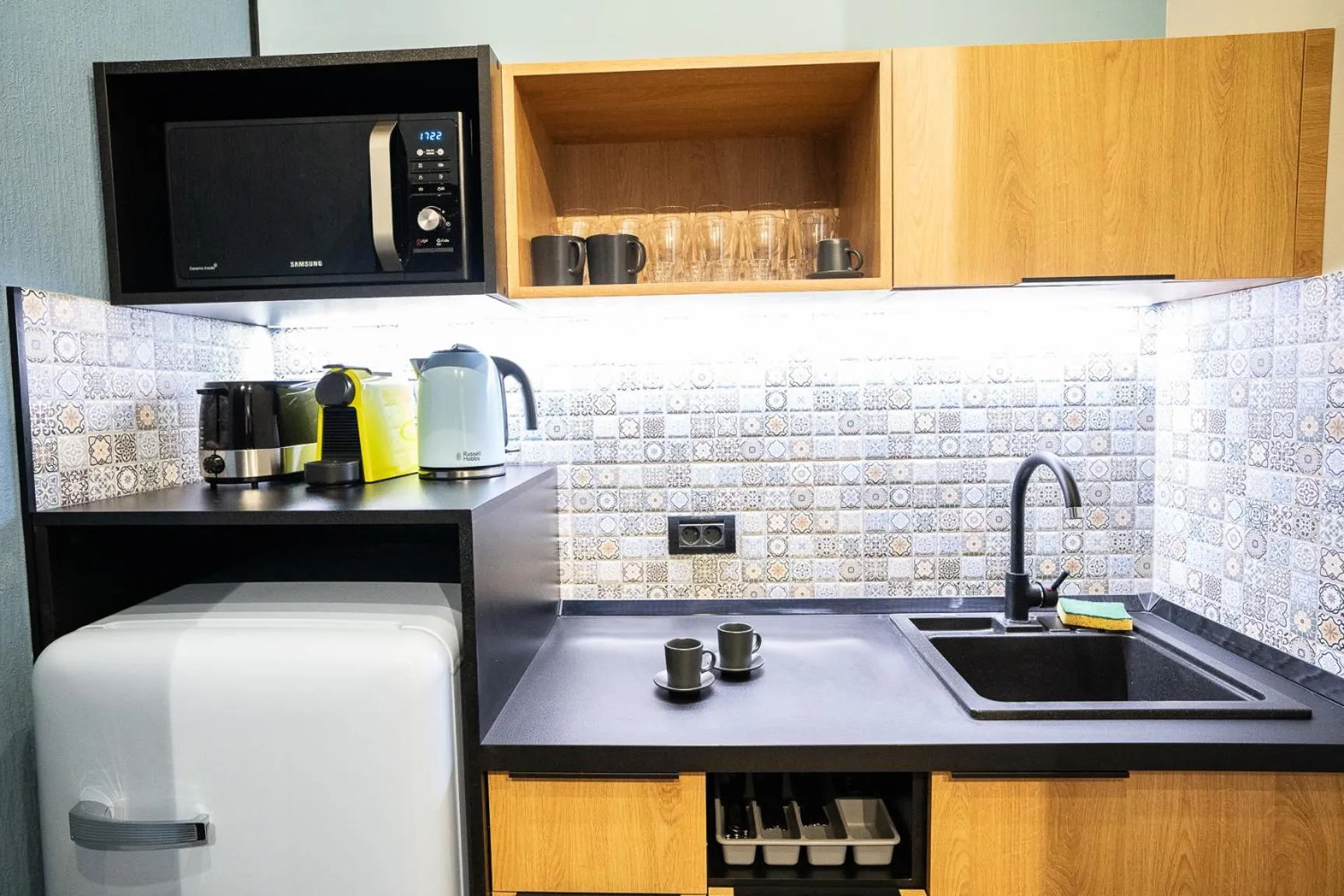 Kitchen or kitchenette in Emil Balaban Luxury Apart-Hotel