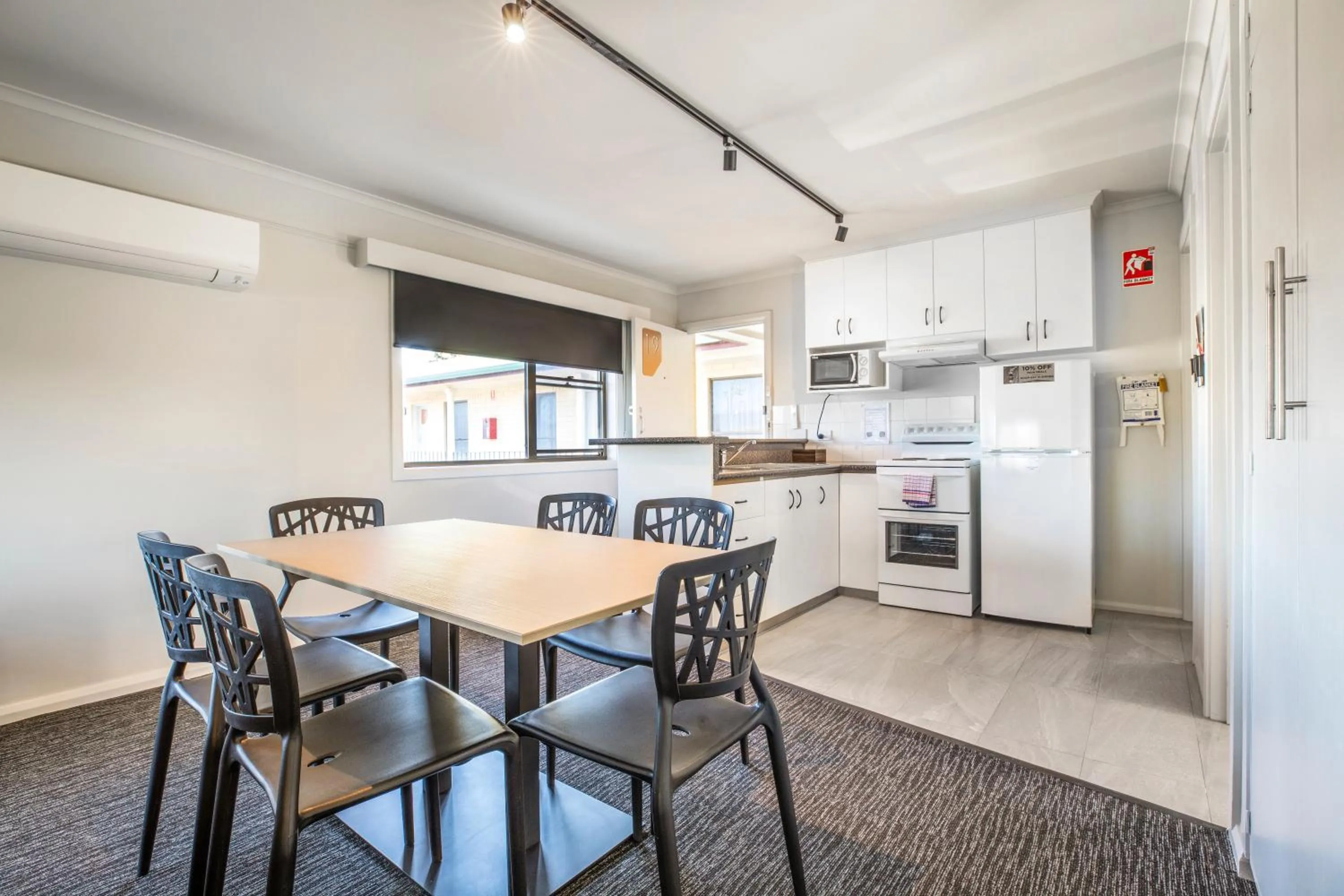 Kitchen or kitchenette in Nightcap at Riverside Hotel