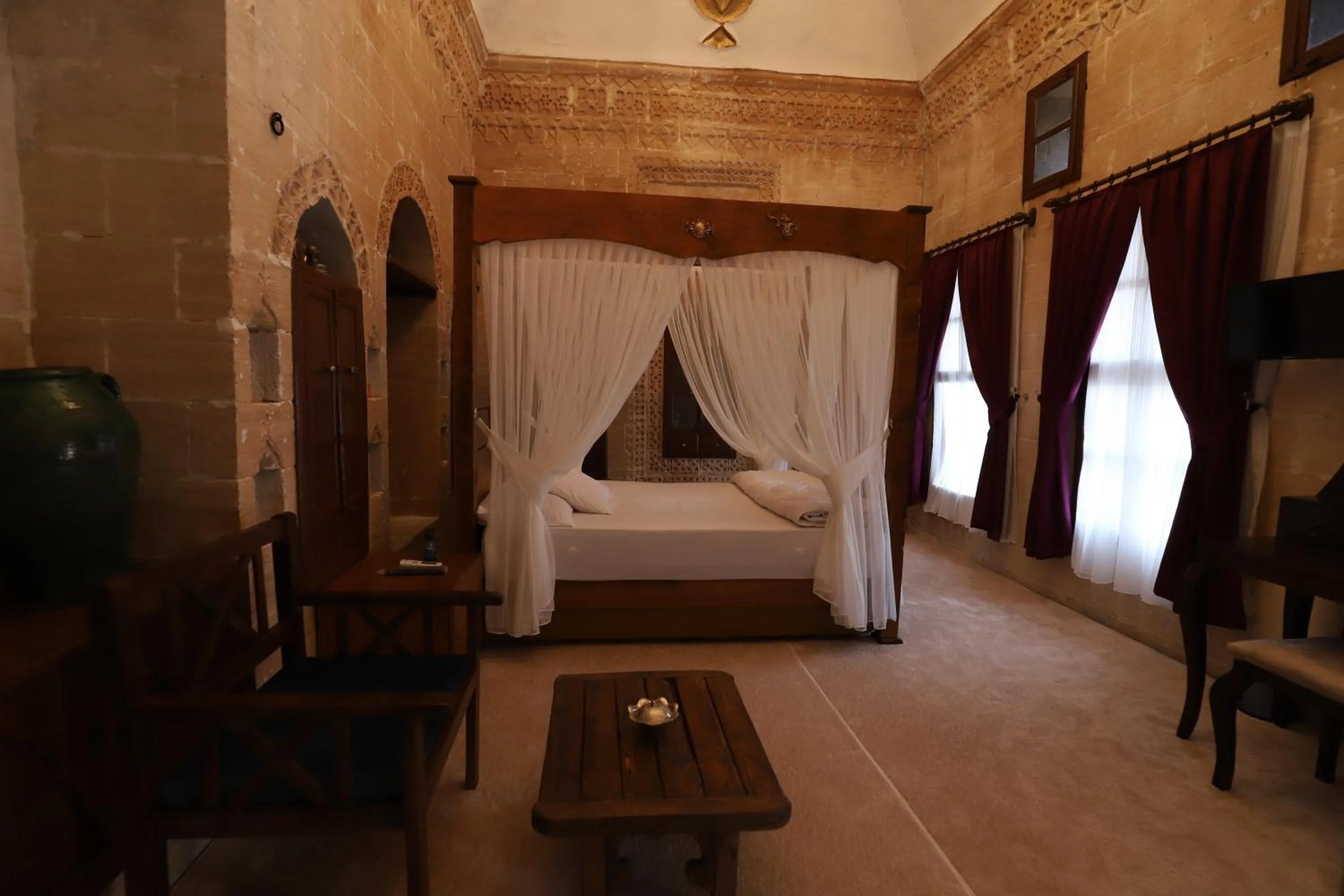 Bed in Maristan Tarihi Konak