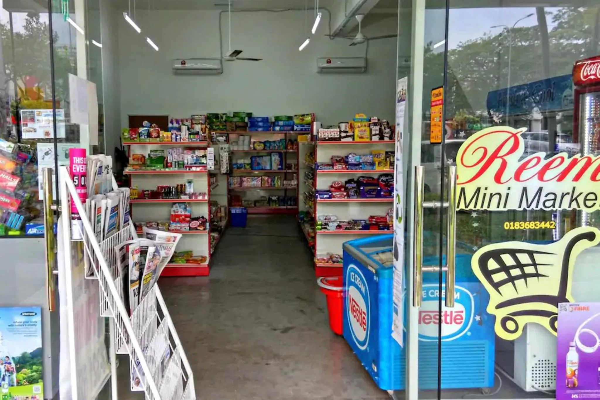 On-site shops in Puchong Skypod Residence @ Hostay