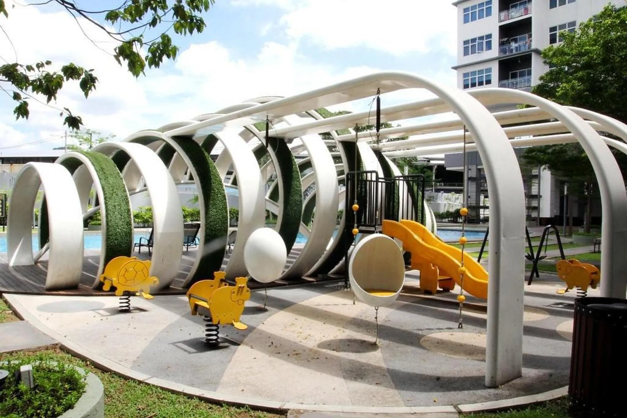 Patio in Puchong Skypod Residence @ Hostay