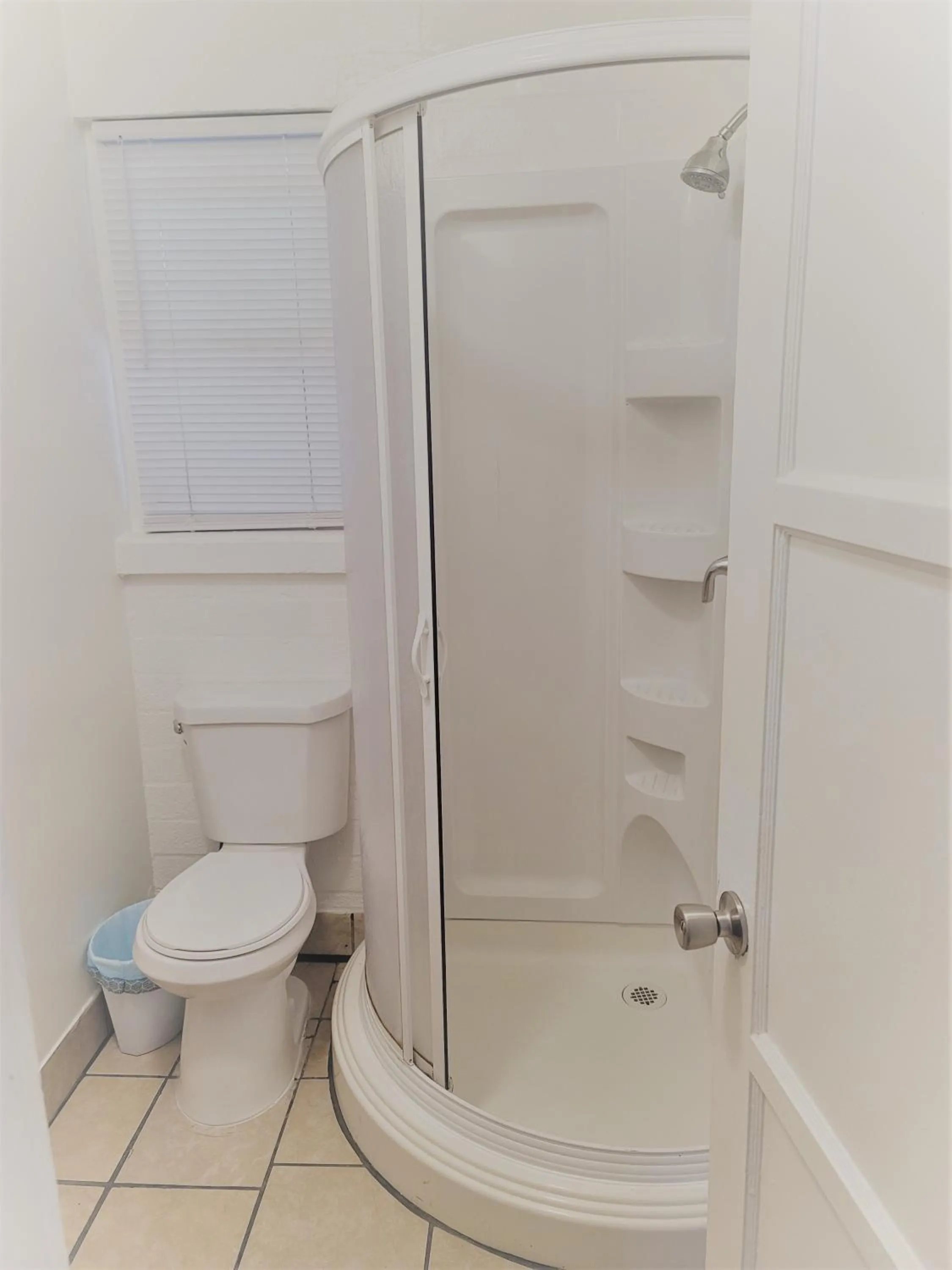 Shower in Oceana Boutique Hotel