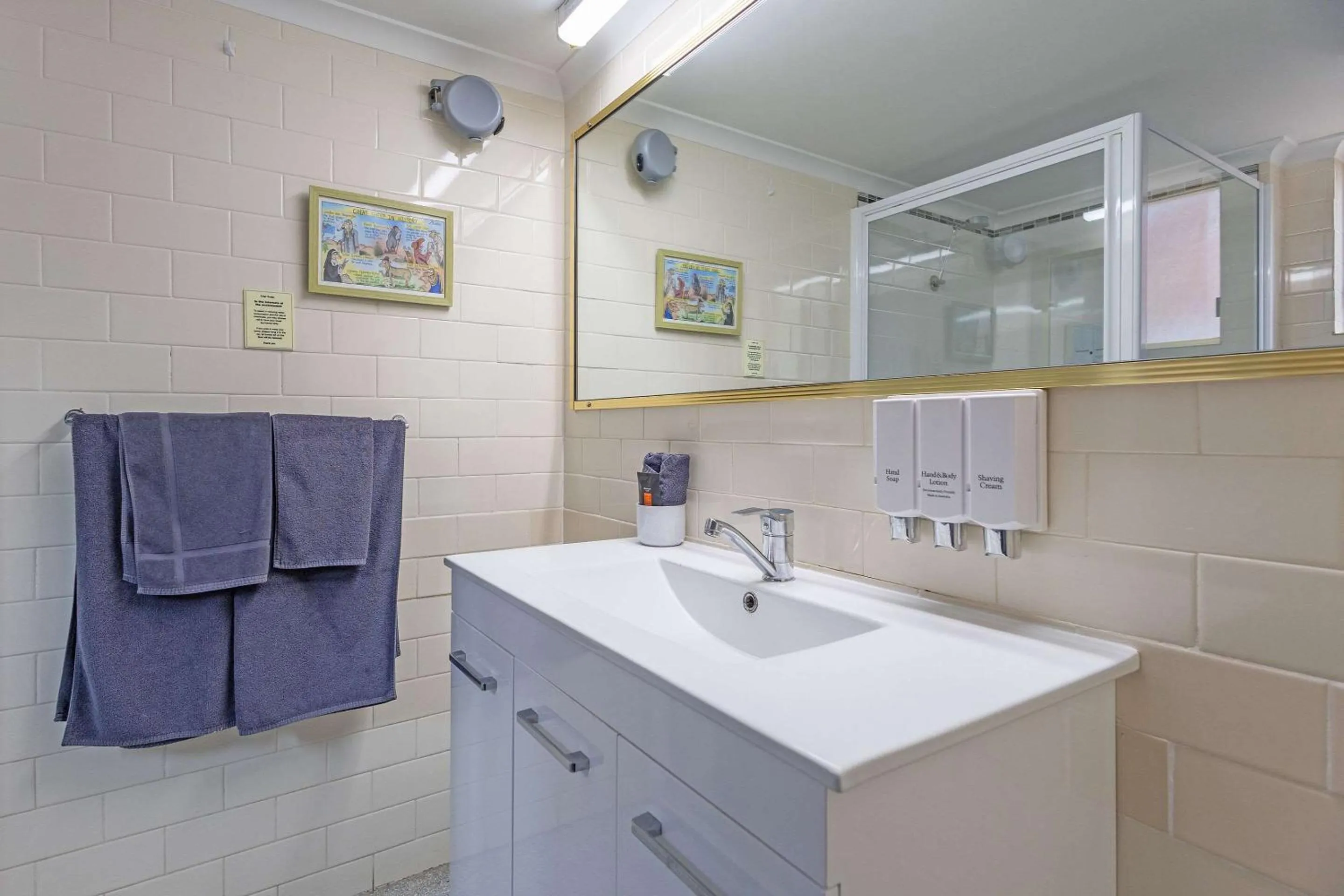 Bedroom in Shearing Shed Motor Inn