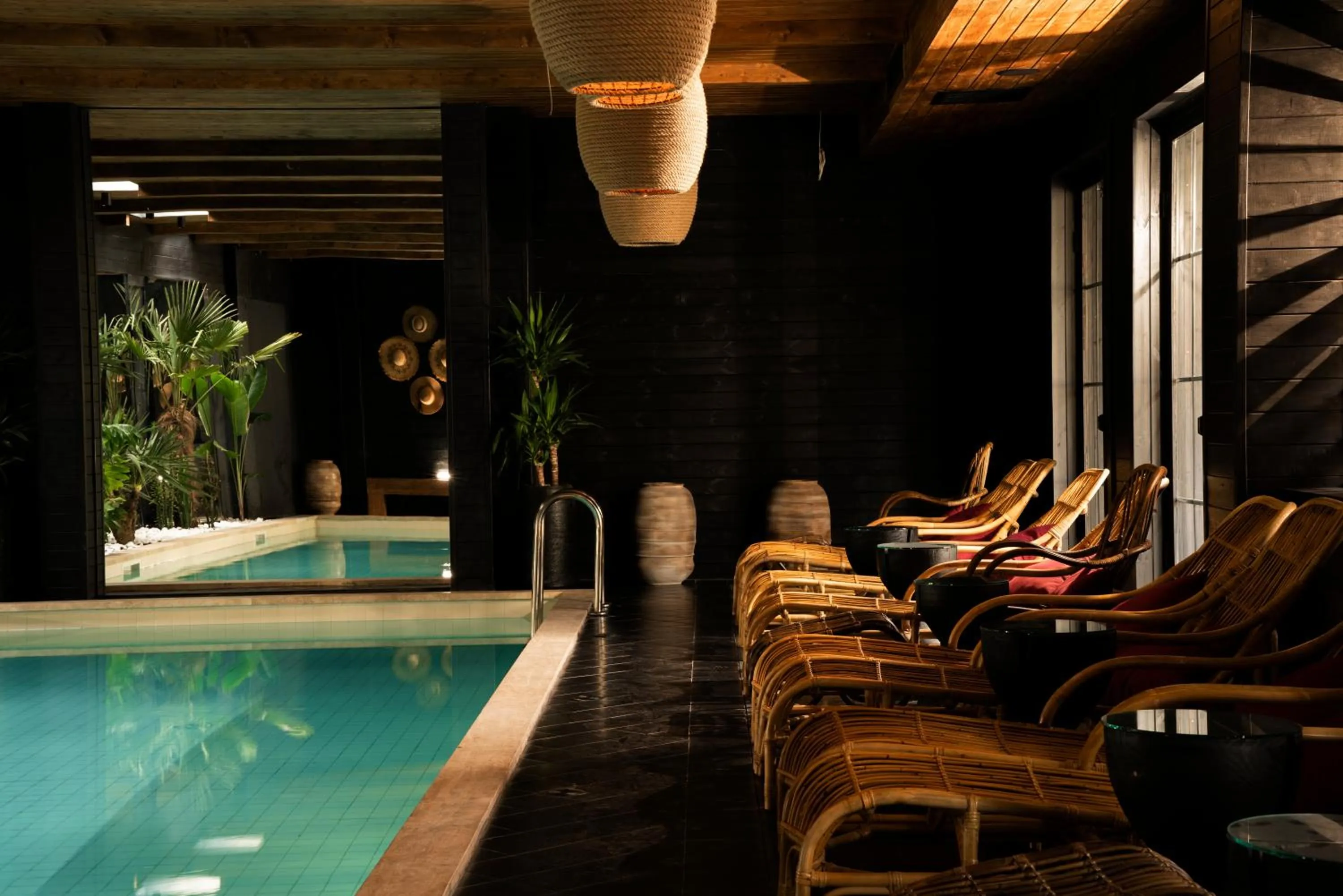 Swimming pool in Esquisse Design Hotel