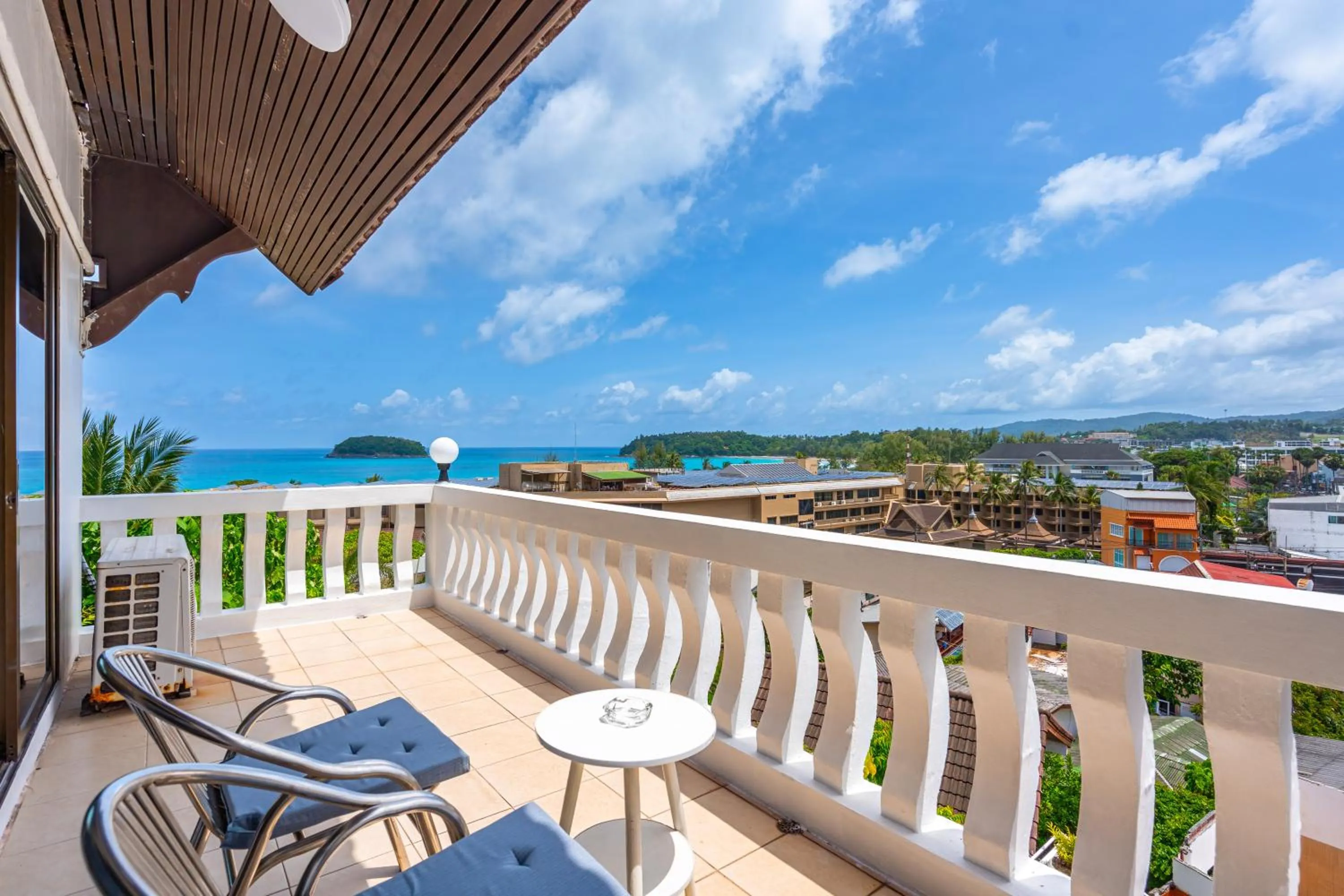 Balcony/Terrace in Kata Hill Sea View Hotel